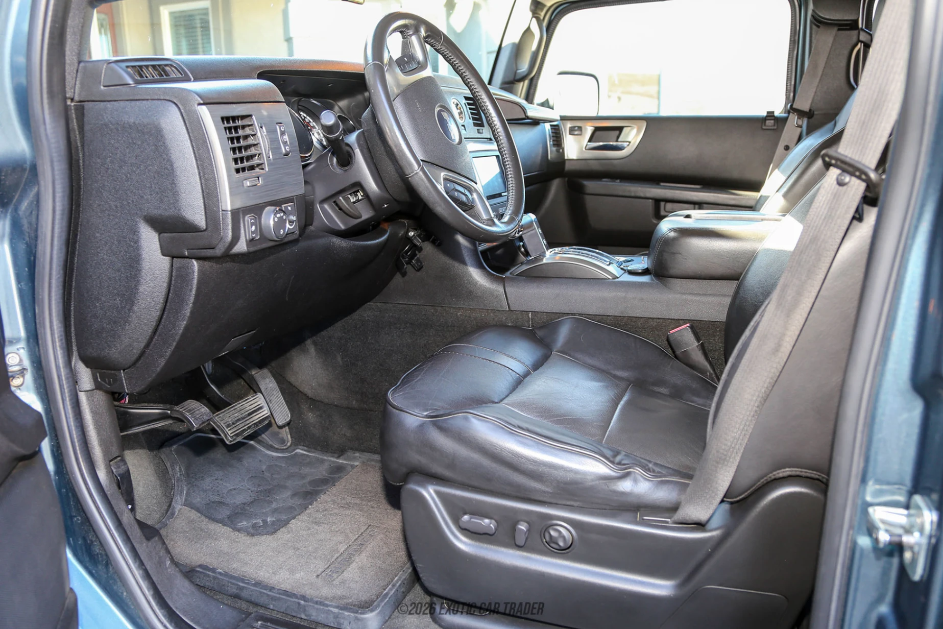 Hummer H2 Hummer H2 - Interior