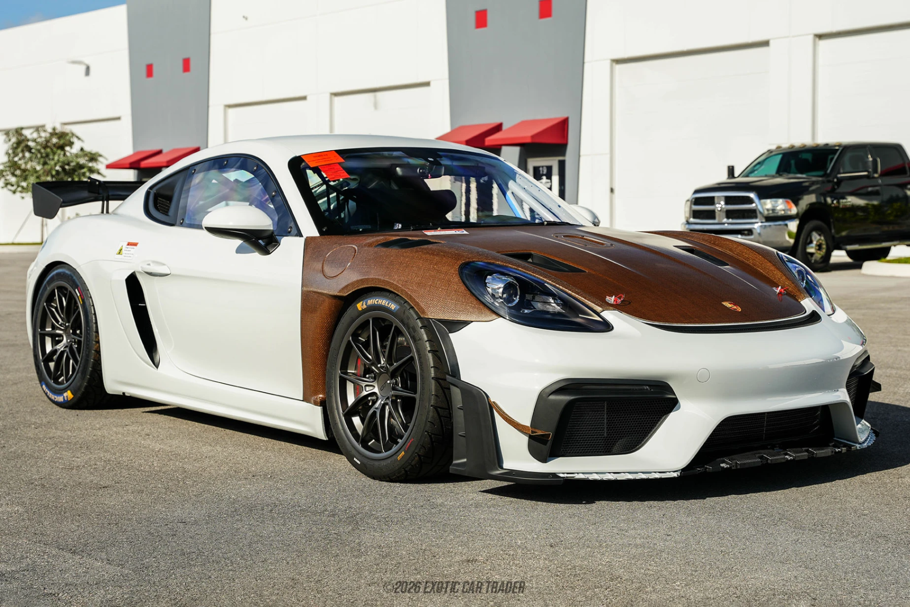 2025 Porsche 718 Cayman - Overview Photo