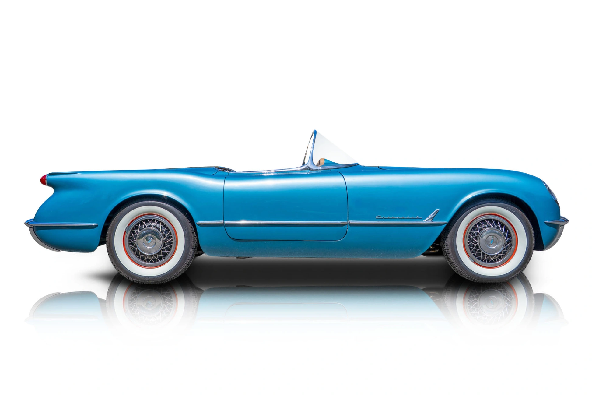An incredible side shot photo of a Chevrolet Corvette that you should buy.