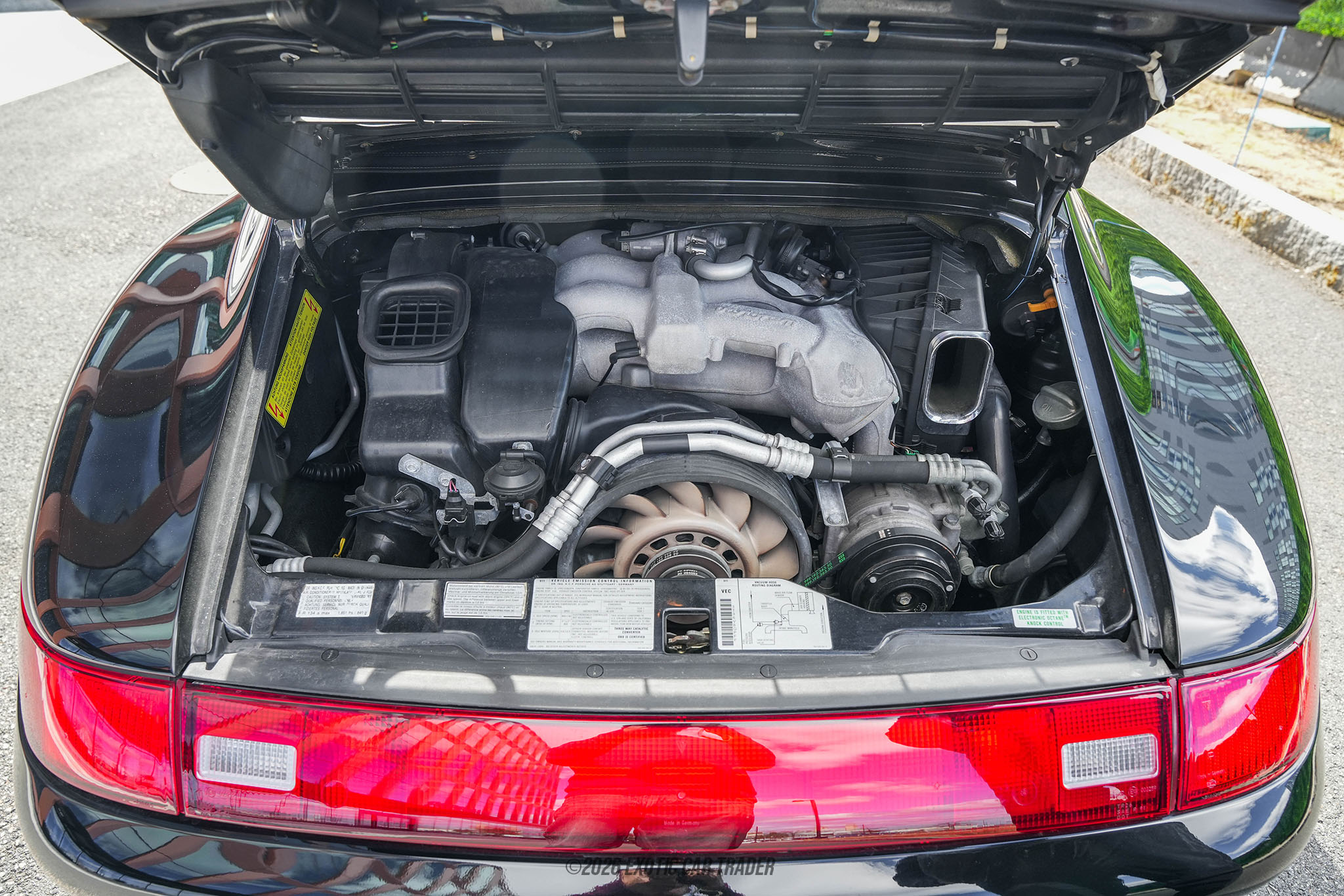 1997 Porsche 911 - Engine Photo