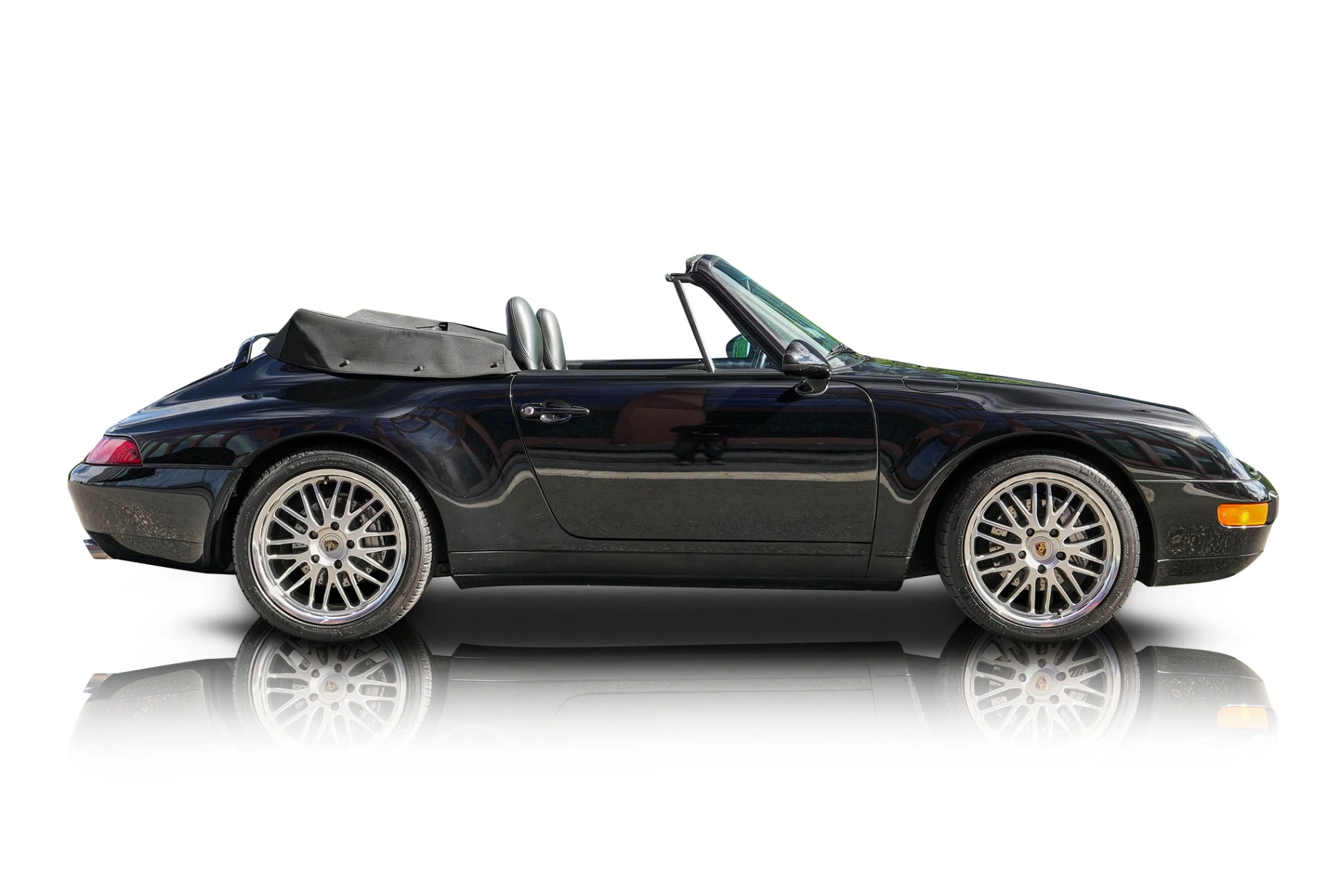An incredible side shot photo of a Porsche 911 that you should buy.