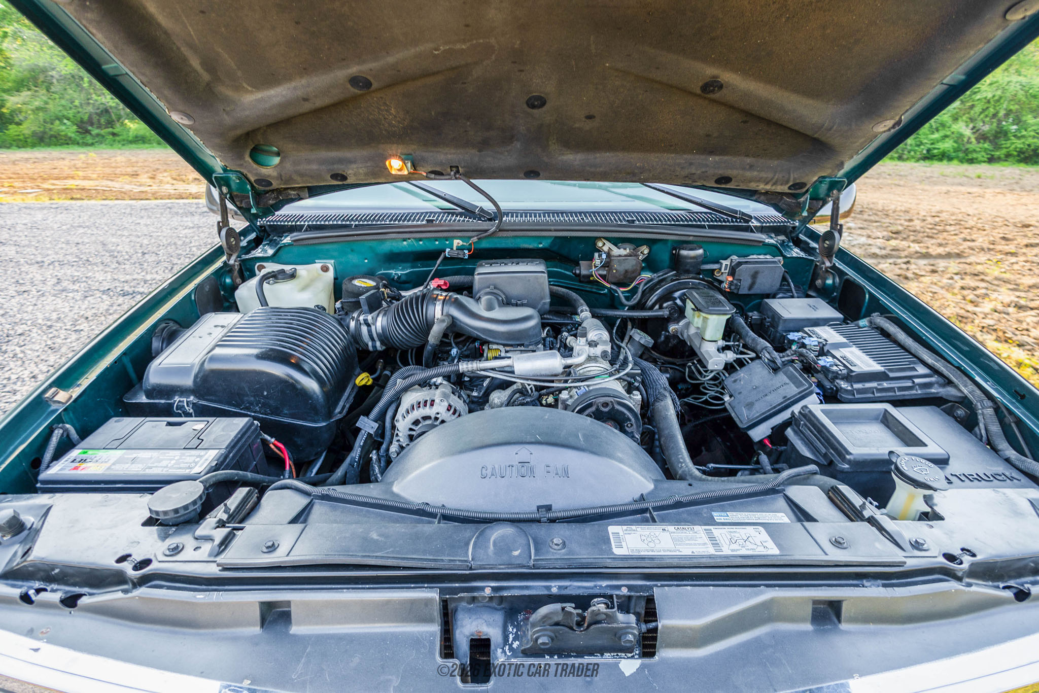 1997 Chevrolet K1500 - Engine Photo