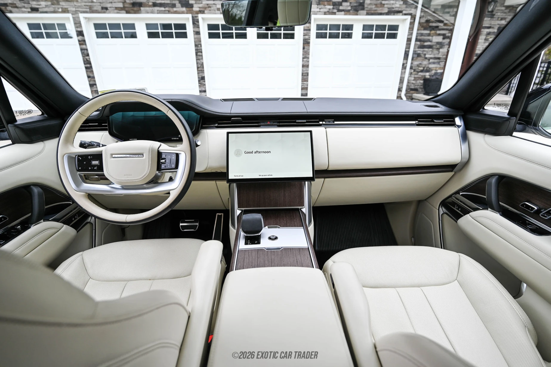 2025 Land Rover Range Rover - Interior Photo