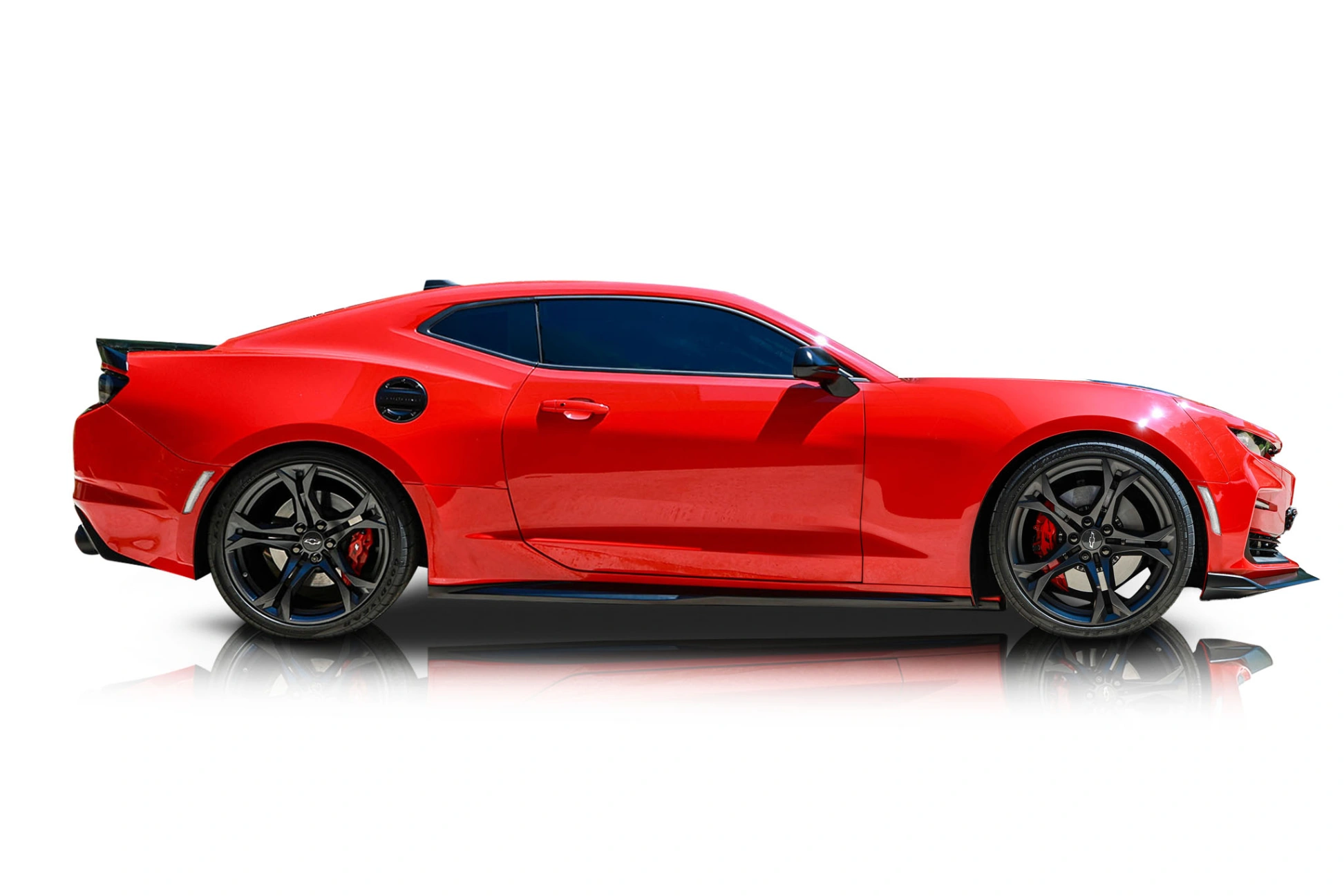An incredible side shot photo of a Chevrolet Camaro that you should buy.