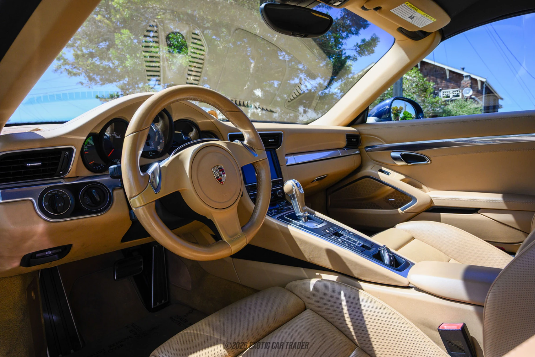 Porsche 911 Porsche 911 - Interior