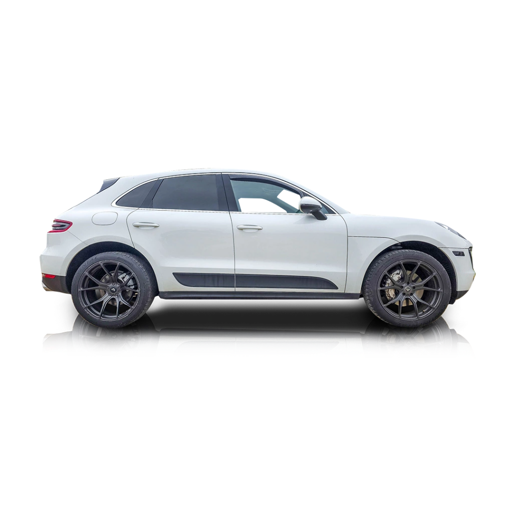 2017 Porsche Macan - Passenger side