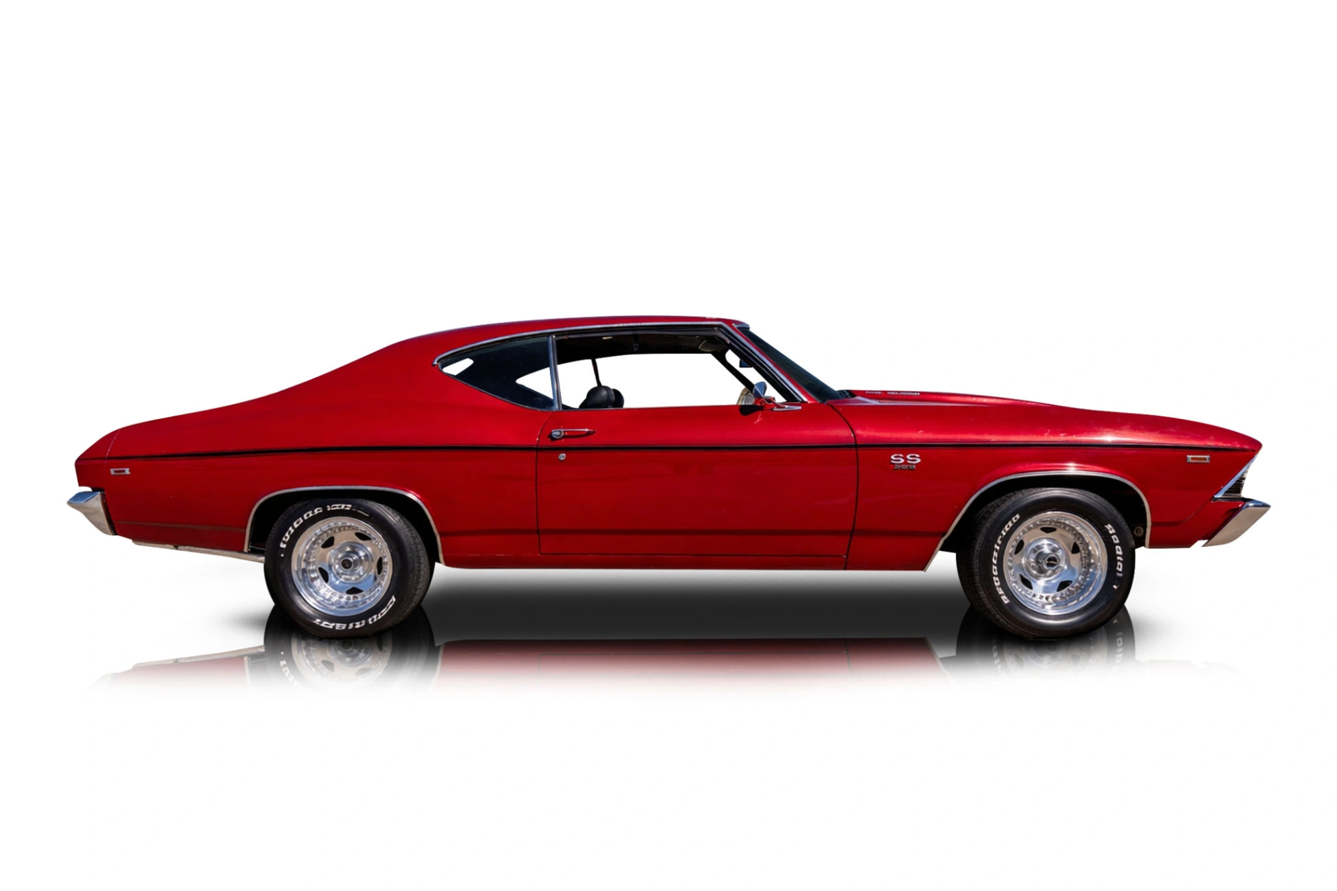 An incredible side shot photo of a Chevrolet Chevelle that you should buy.
