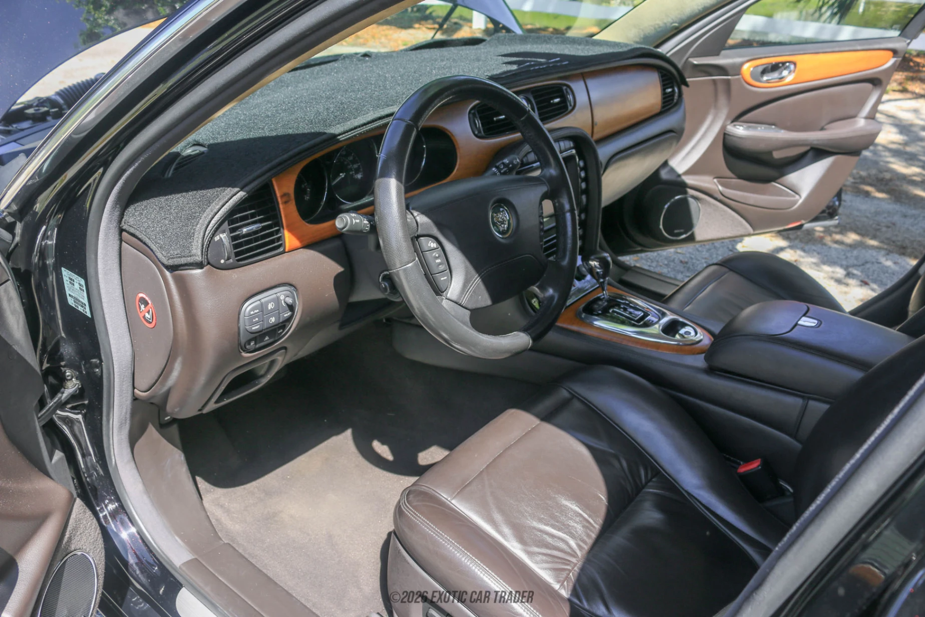 Jaguar XJ Jaguar XJ - Interior