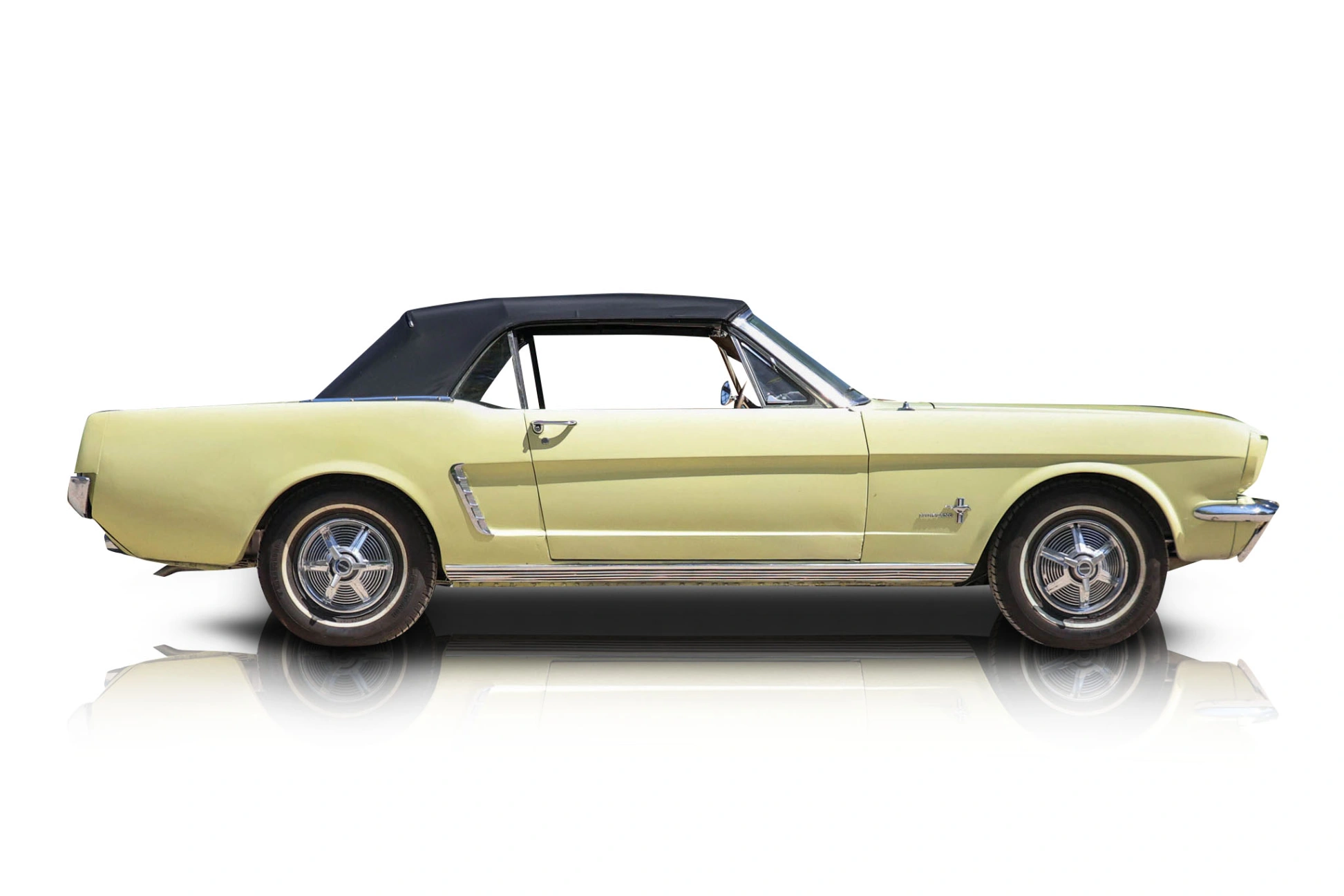 An incredible side shot photo of a Ford Mustang that you should buy.