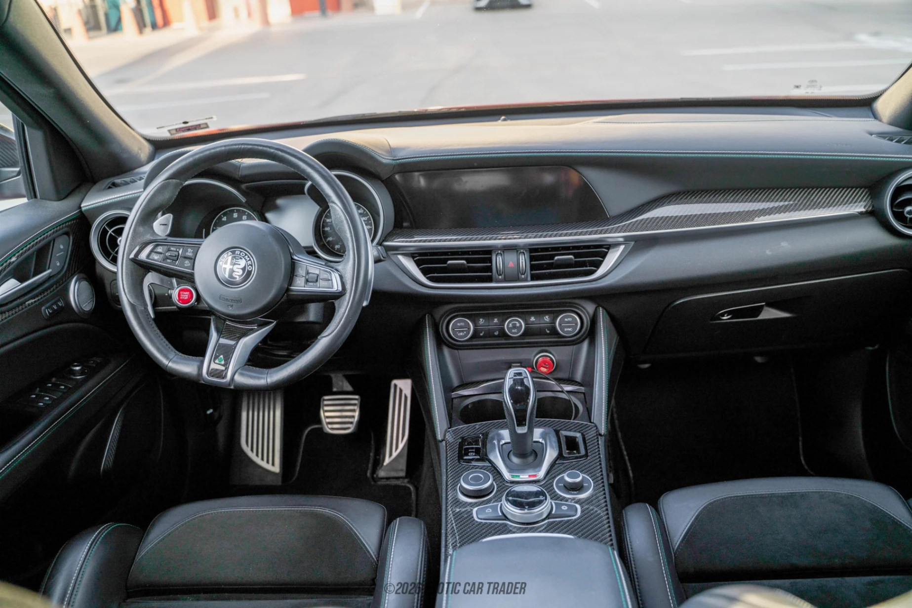 2020 Alfa Romeo Stelvio - Interior Photo