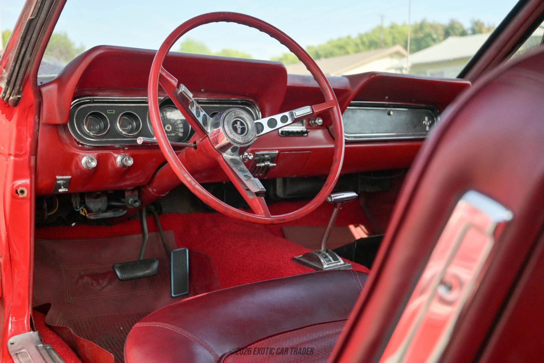 Ford Mustang Ford Mustang - Interior
