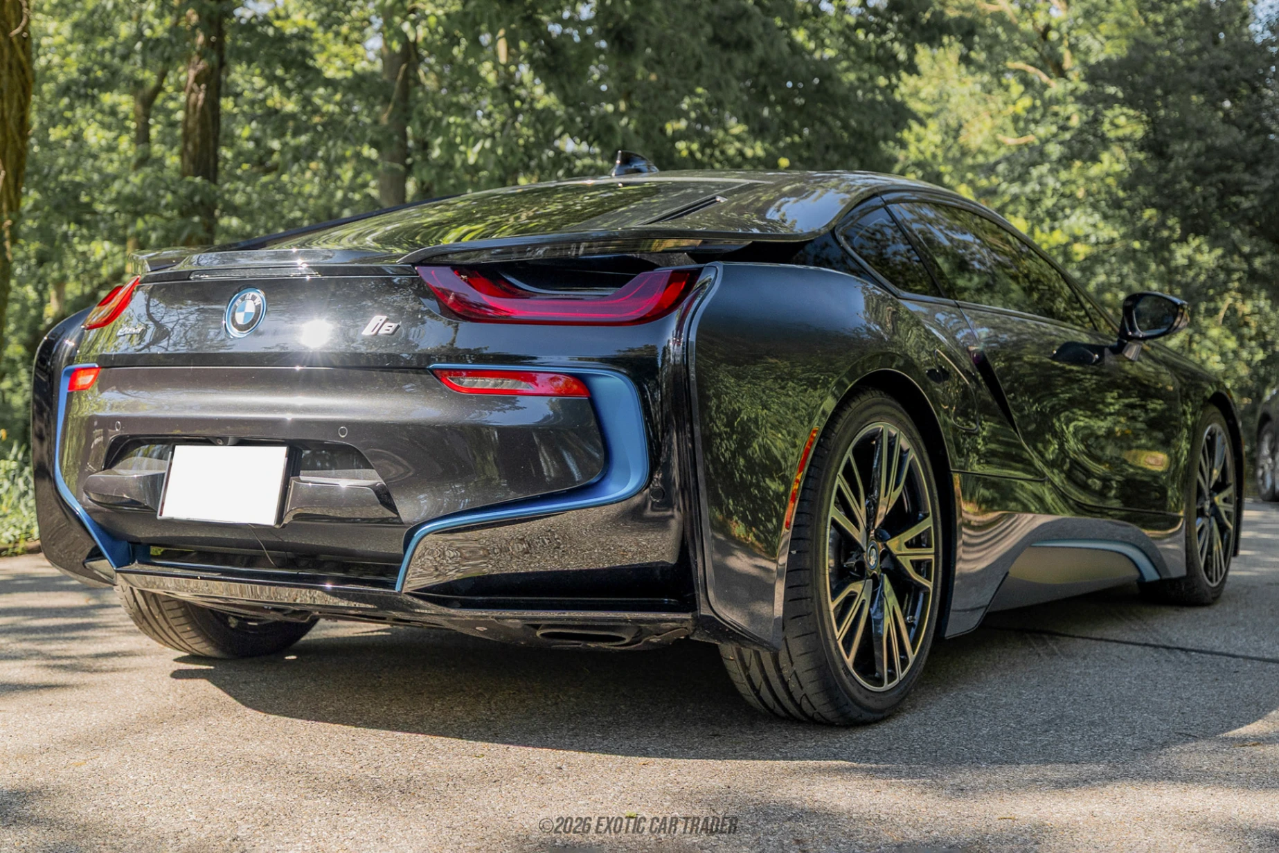 2015 BMW I8 - Engine Photo