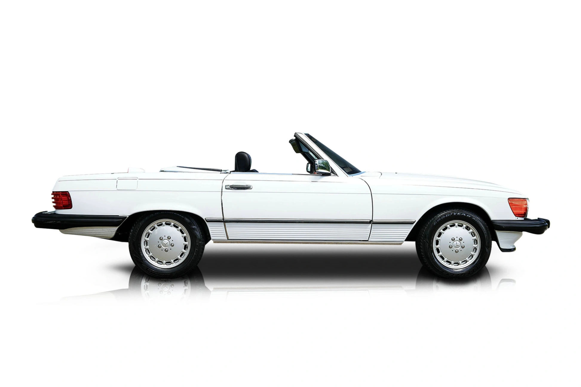 1987 Mercedes-Benz 560SL - Passenger side