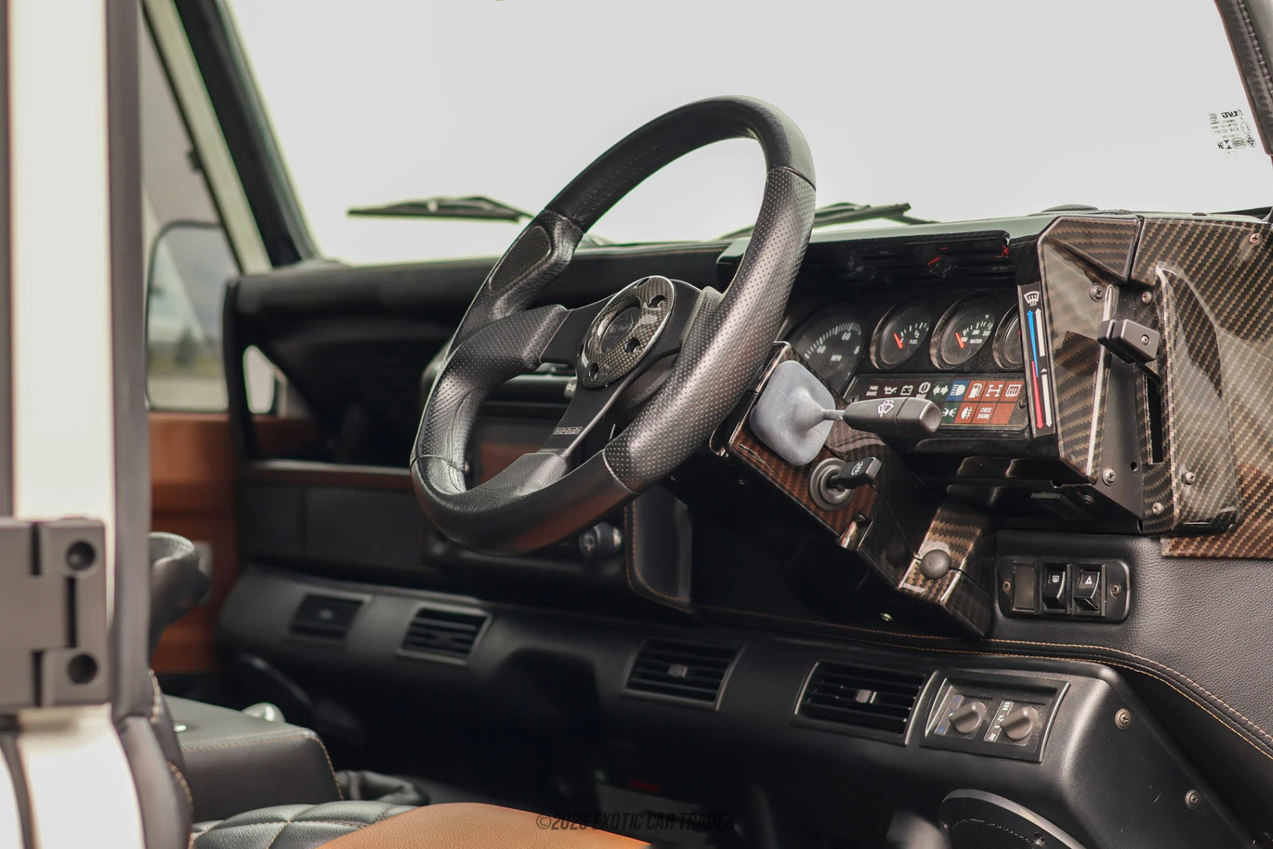 Land Rover Defender 110 Land Rover Defender 110 - Interior