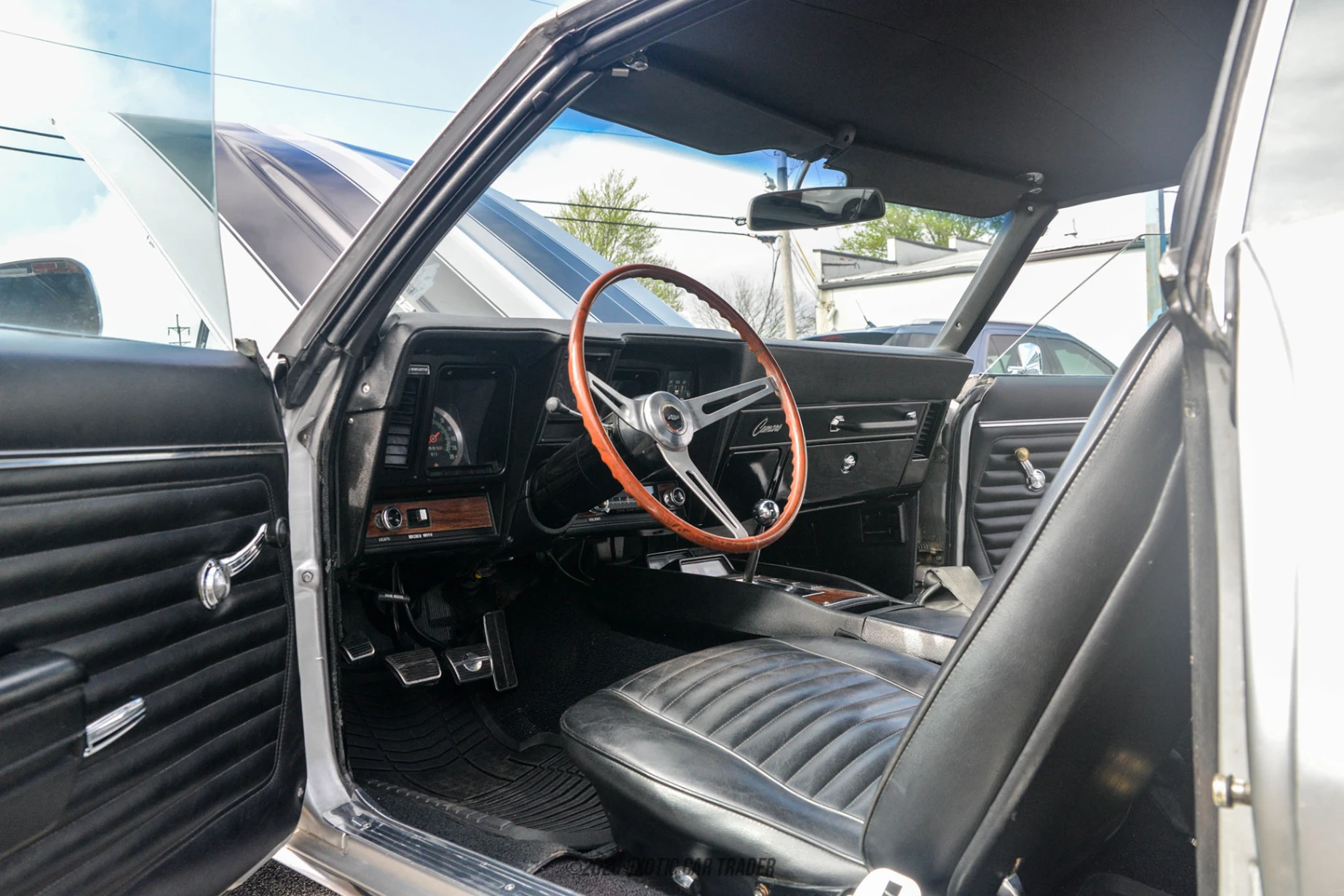 Chevrolet Camaro Chevrolet Camaro - Interior