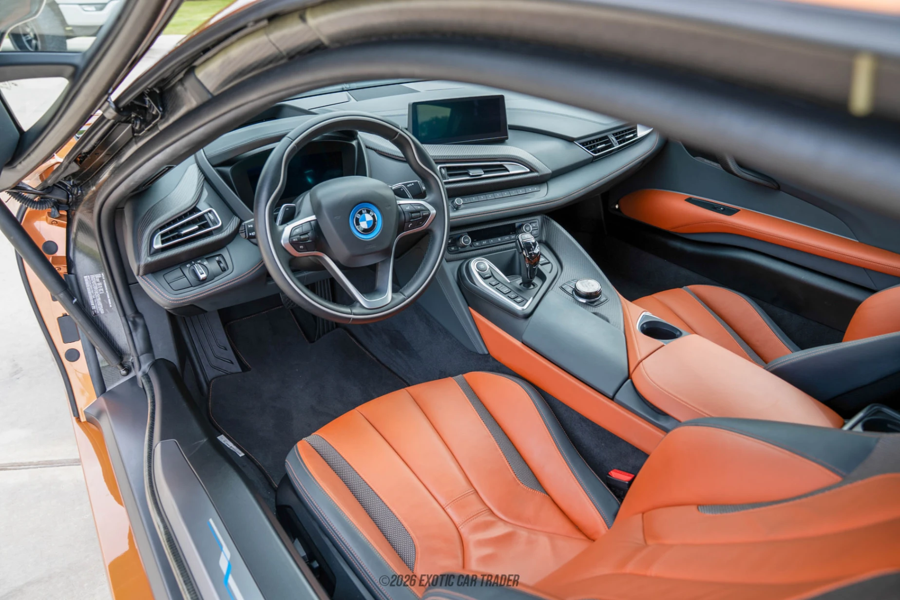 2019 BMW I8 - Interior Photo