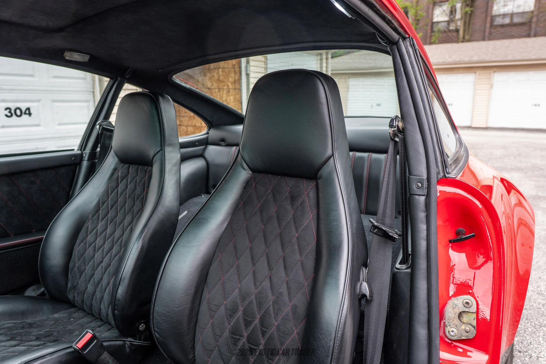 Porsche 911 Porsche 911 - Interior