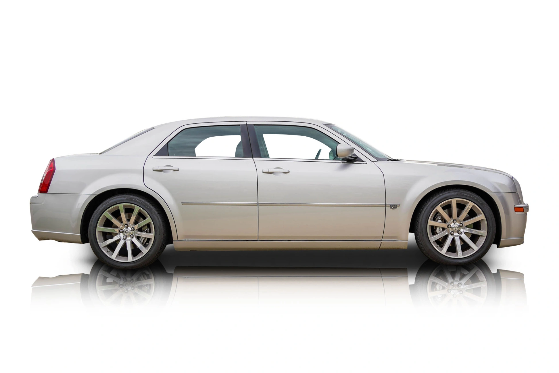 An incredible side shot photo of a Chrysler 300 that you should buy.