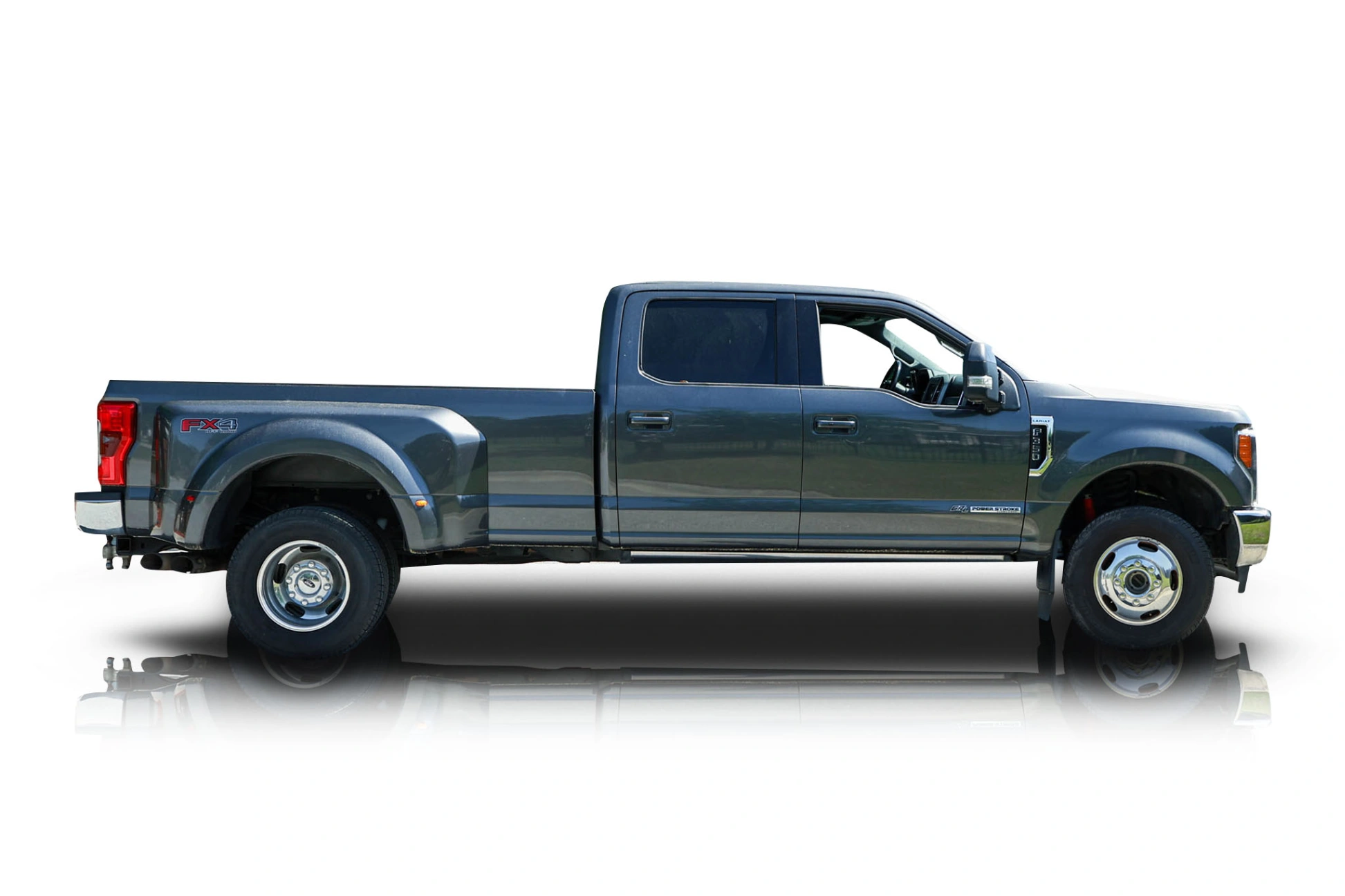 An incredible side shot photo of a Ford F-350 that you should buy.