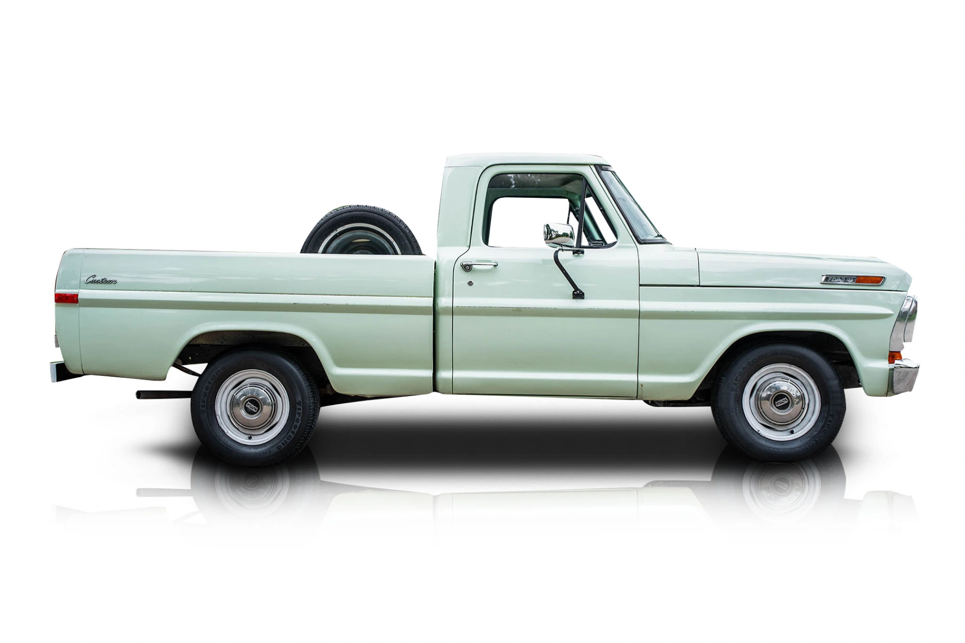 1972 Ford F-100 - Passenger side