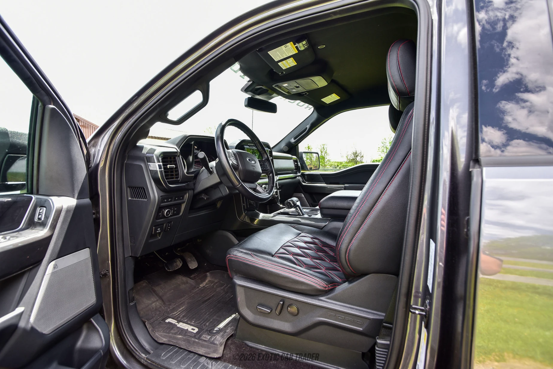Ford F-150 Ford F-150 - Interior