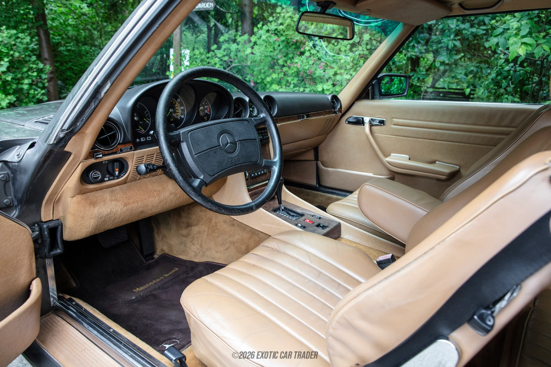 1987 Mercedes-Benz 560SL - Interior Photo