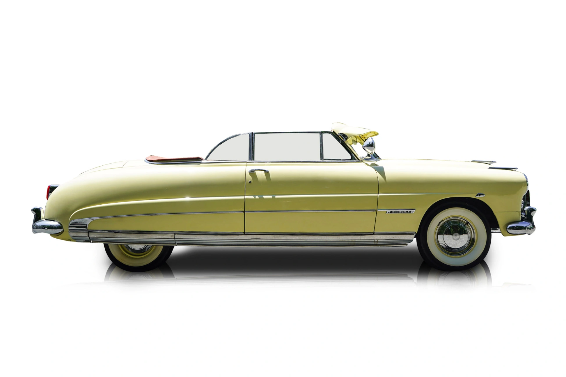 An incredible side shot photo of a Hudson Commodore that you should buy.