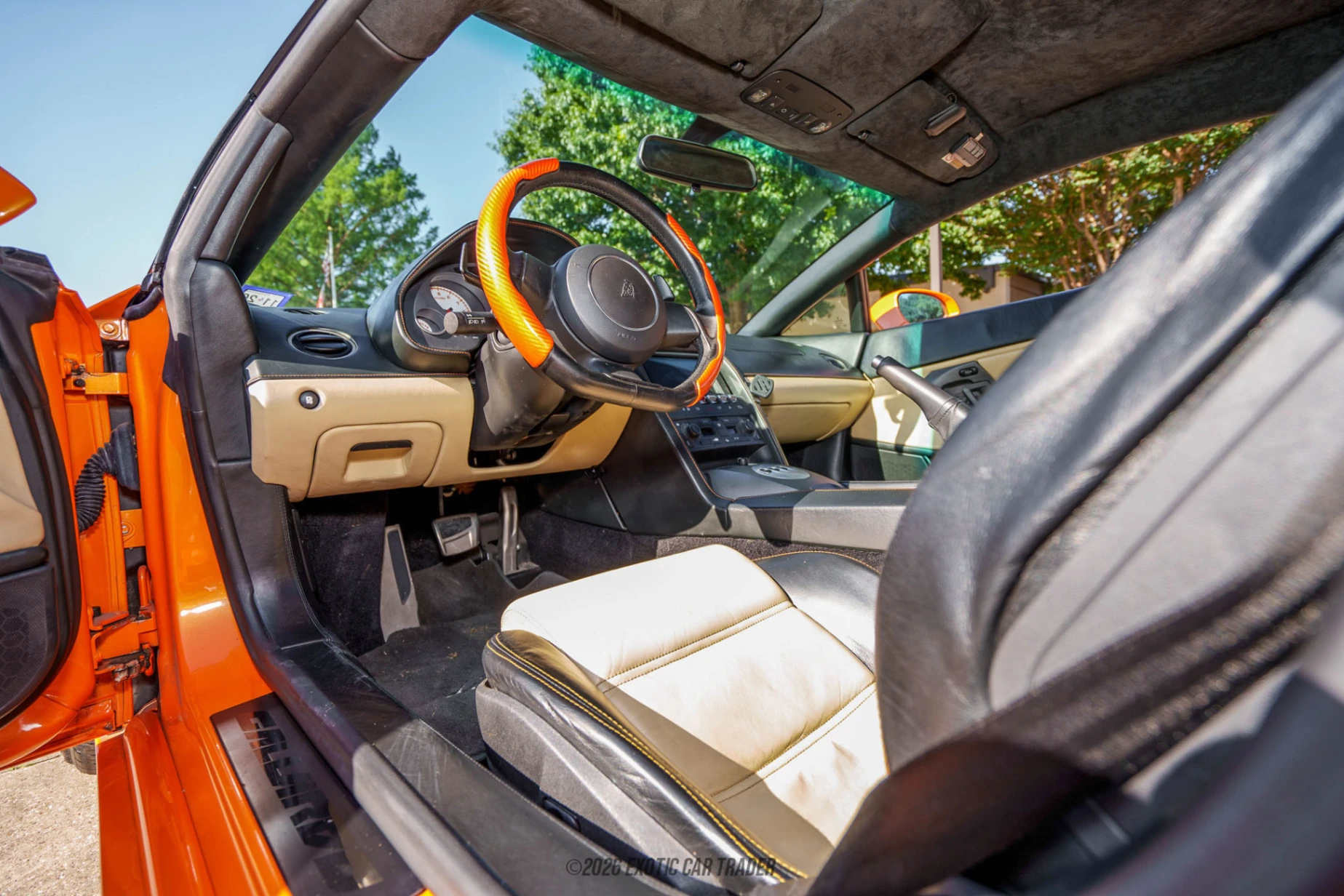 2004 Lamborghini Gallardo - Interior Photo