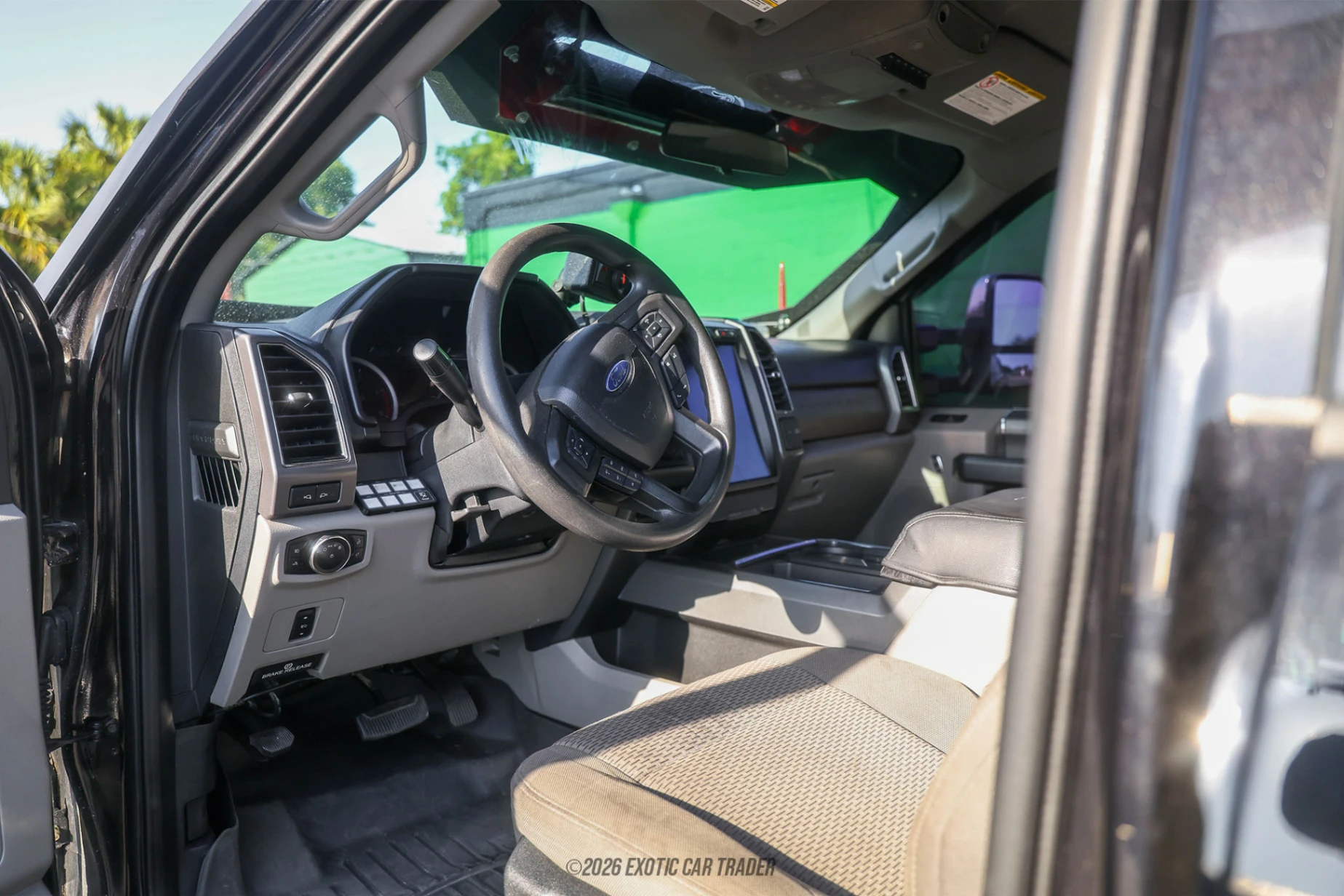 Ford F-250 Ford F-250 - Interior
