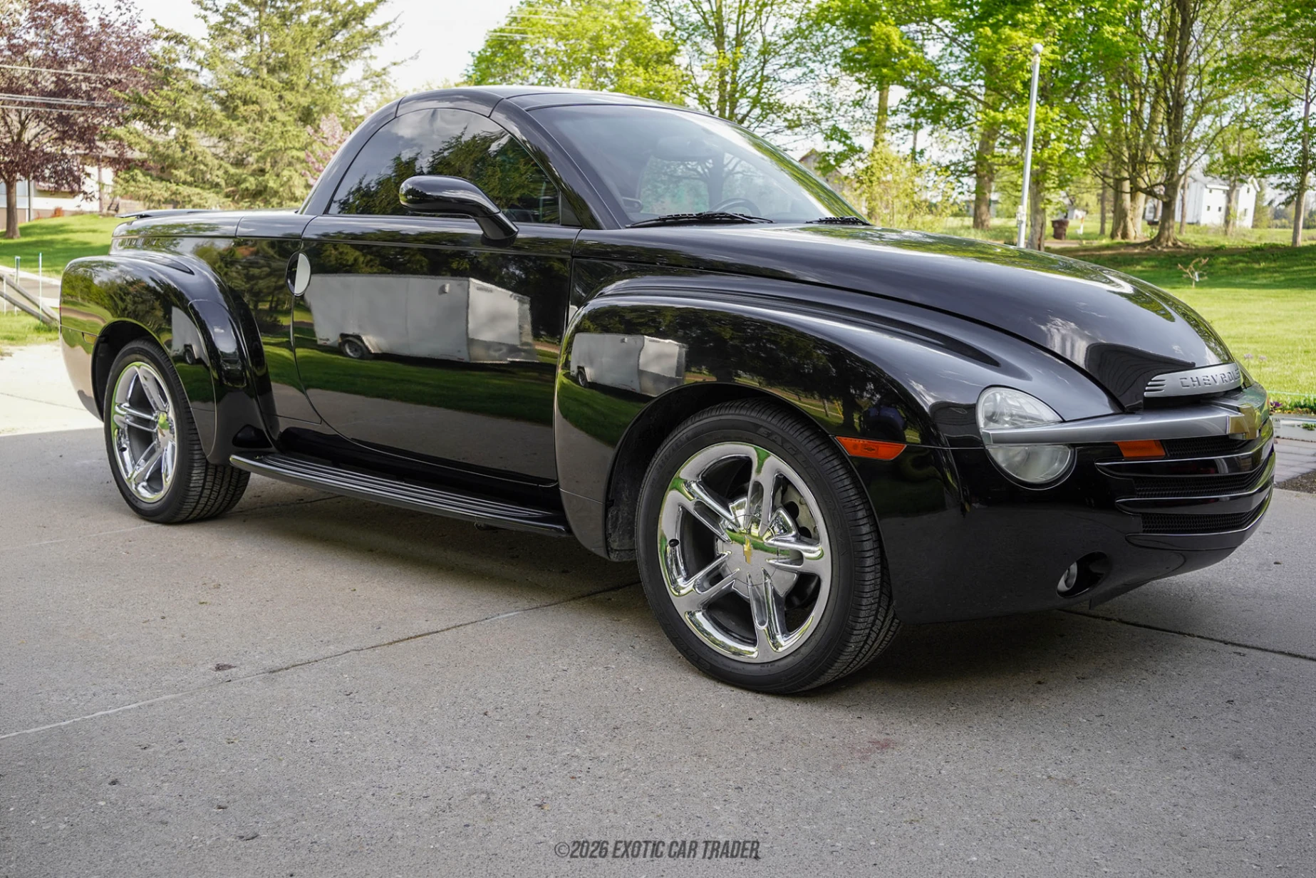 2005 Chevrolet SSR - Overview Photo