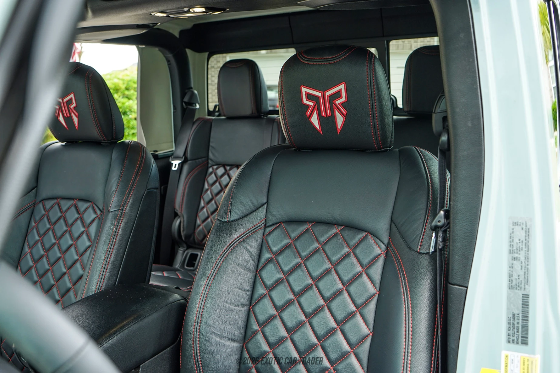 2023 Jeep Gladiator - Interior Photo