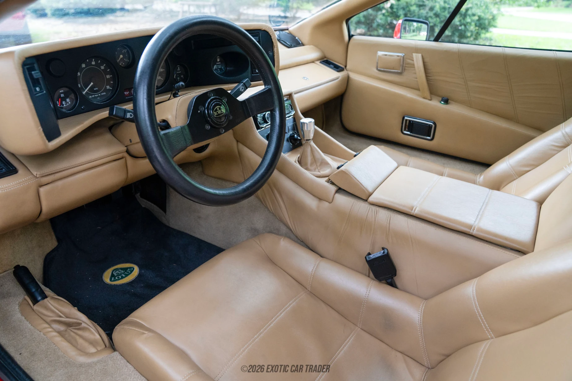Lotus Esprit Lotus Esprit - Interior