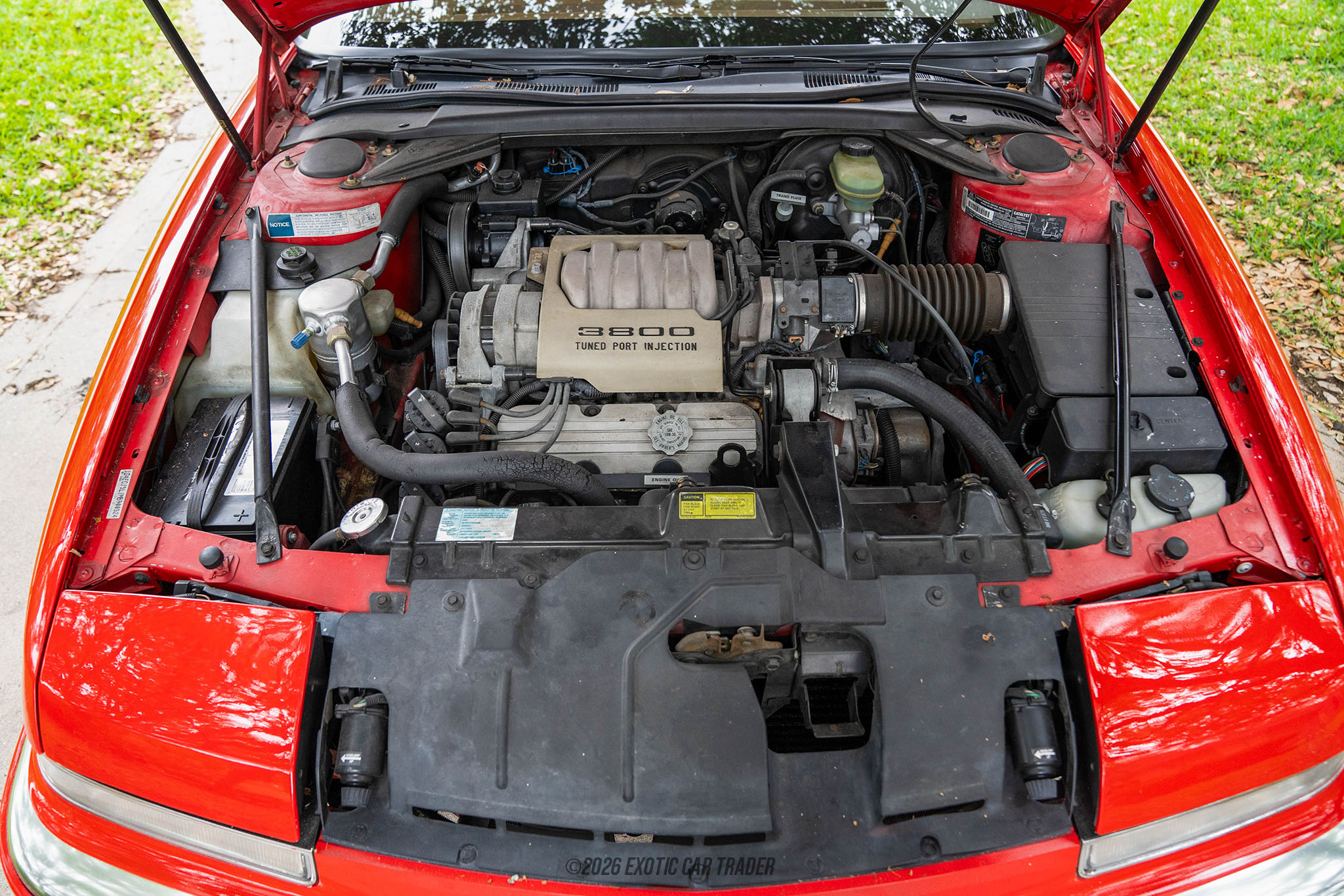 1991 Buick Reatta - Engine Photo