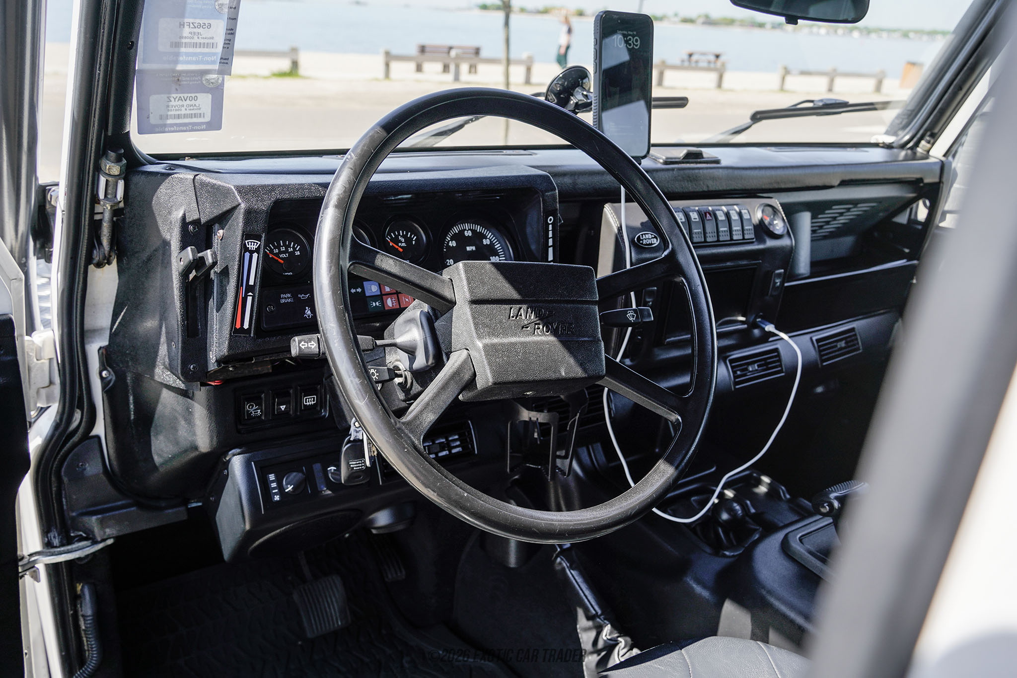 1986 Land Rover Defender 110 - Interior Photo