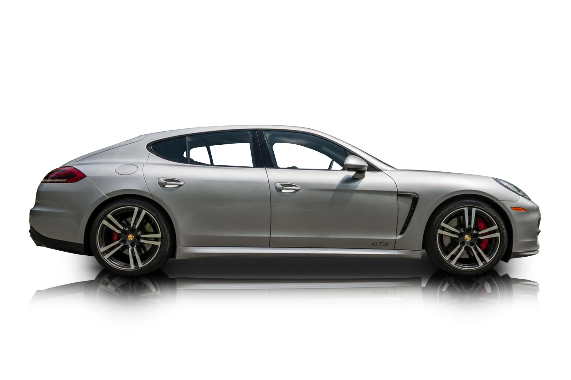 2016 Porsche Panamera - Passenger side