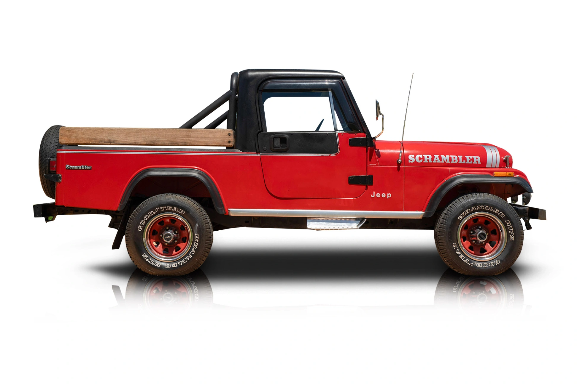 1985 Jeep CJ-8 Scrambler - Passenger side