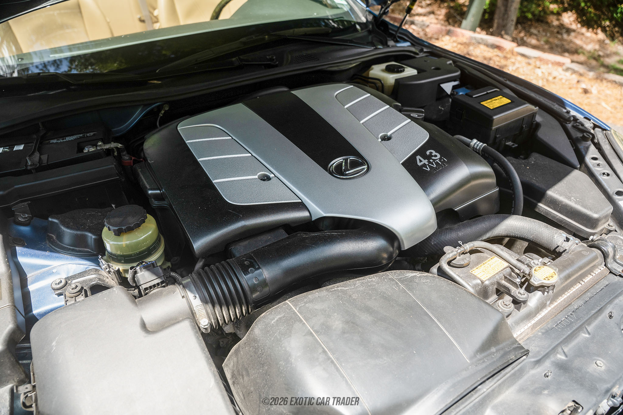 2010 Lexus SC430 - Engine Photo