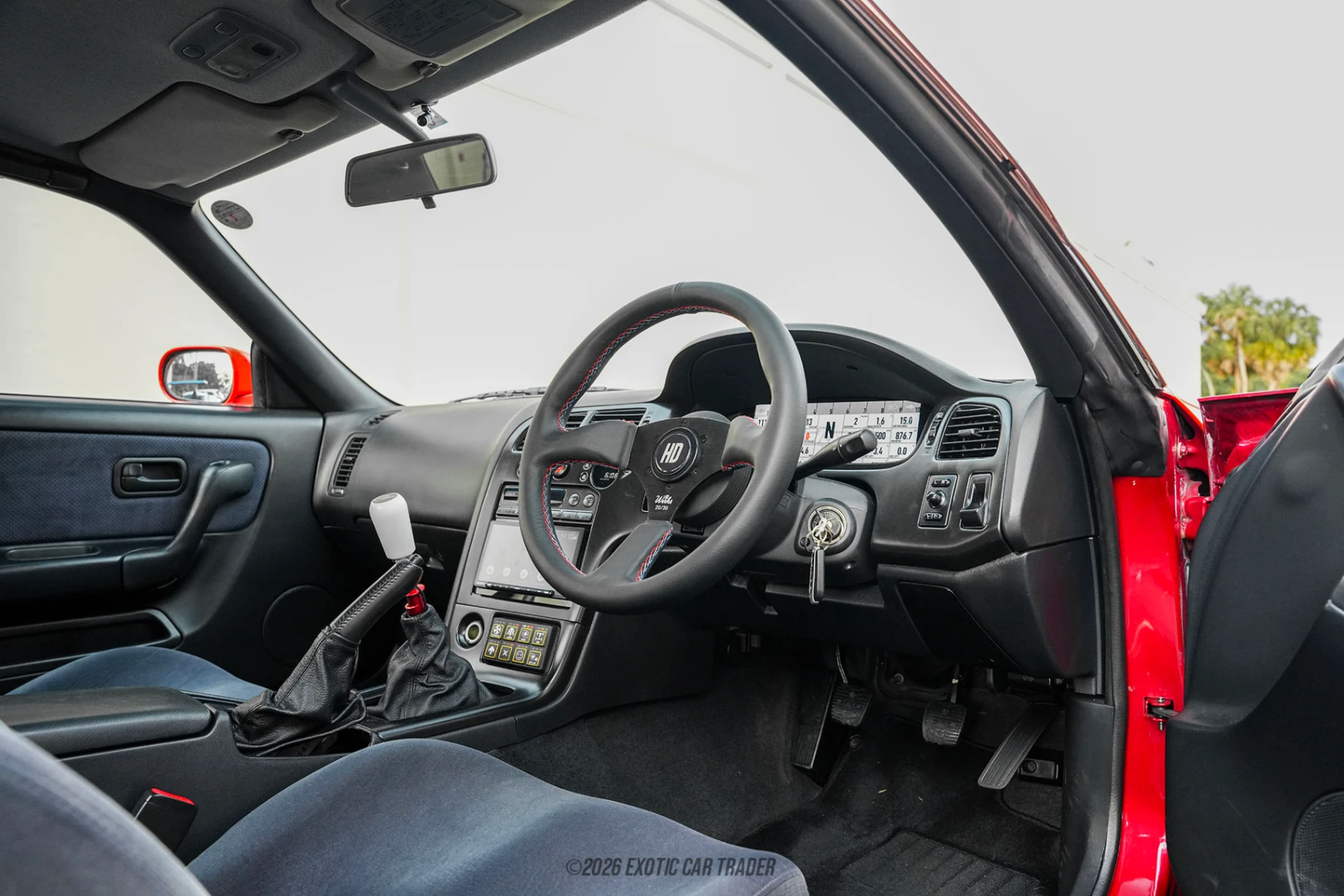 1995 Nissan Skyline - Interior Photo