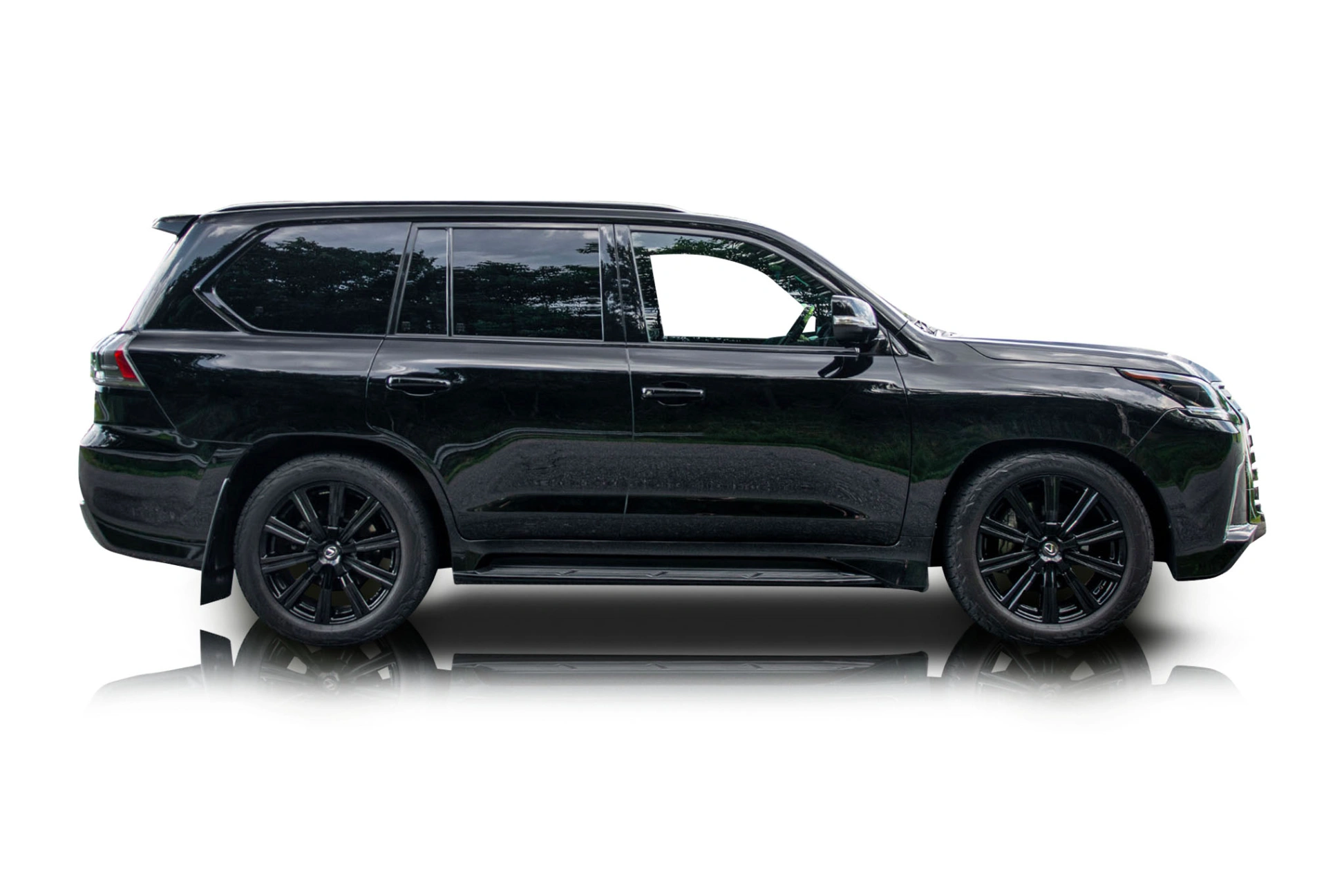2021 Lexus LX570 - Passenger side