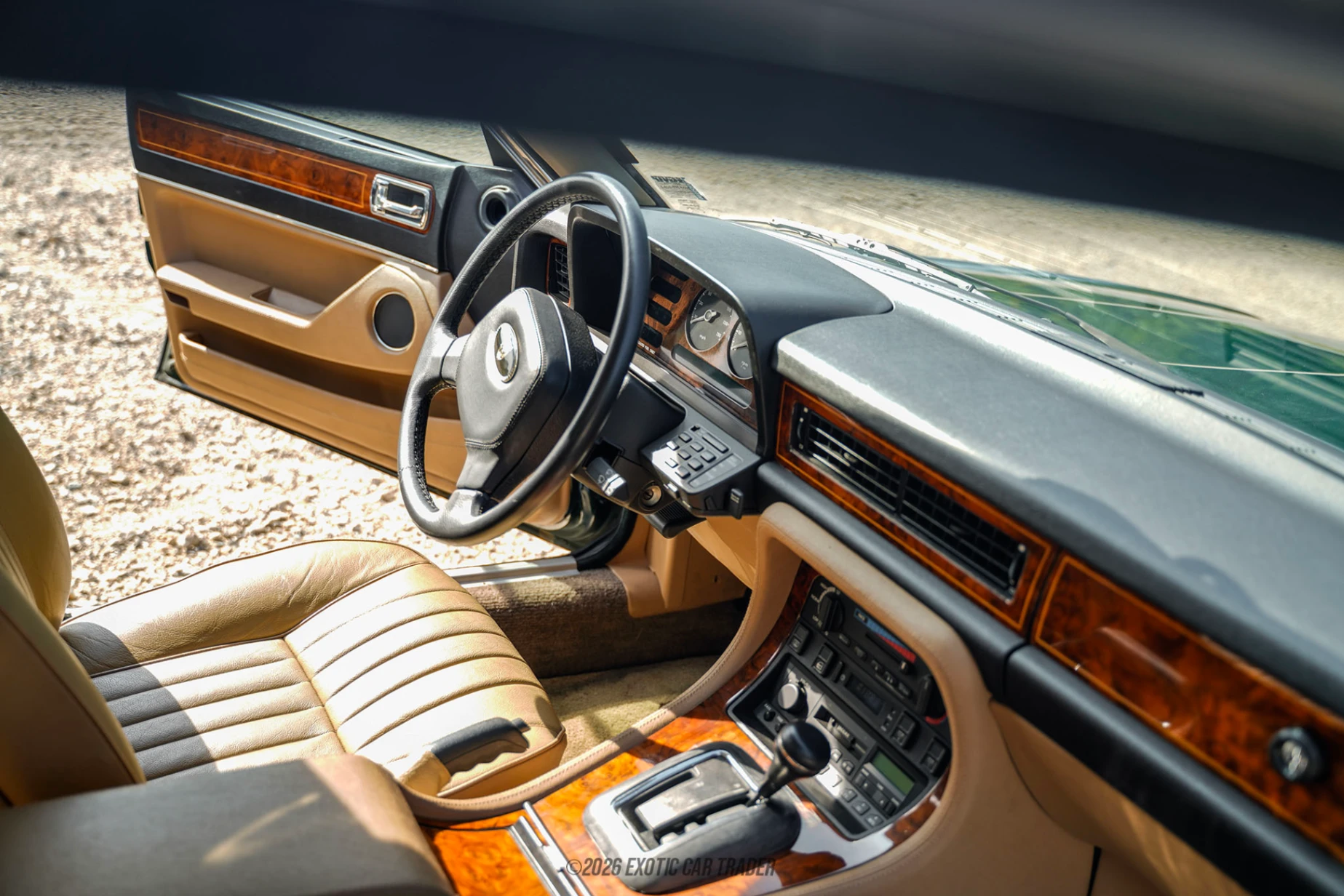 1988 Jaguar XJ6 - Interior Photo