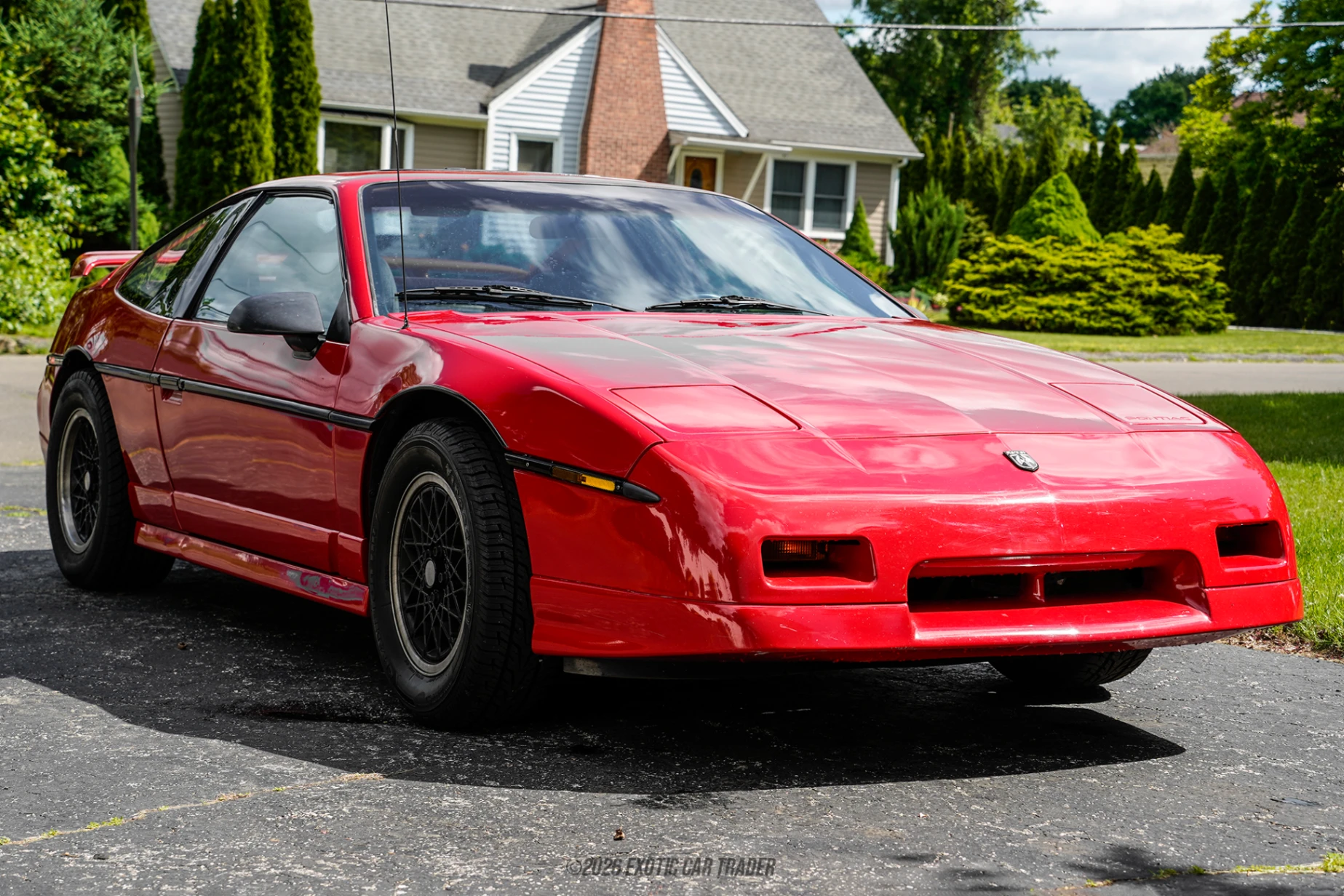 1988 Pontiac Fiero - Overview Photo