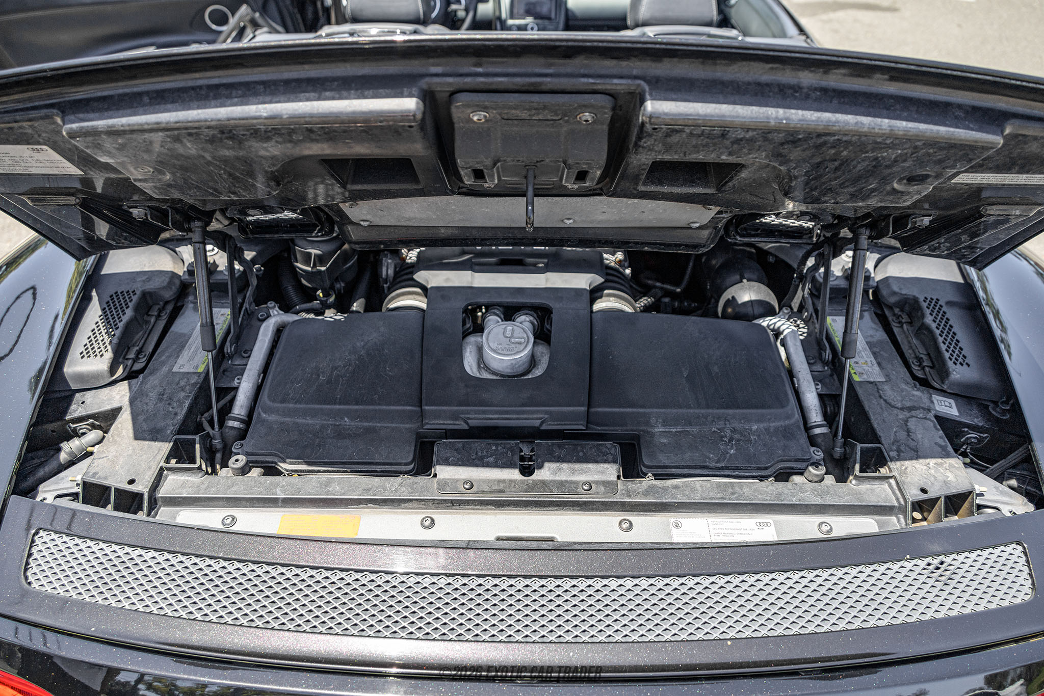2014 Audi R8 - Engine Photo