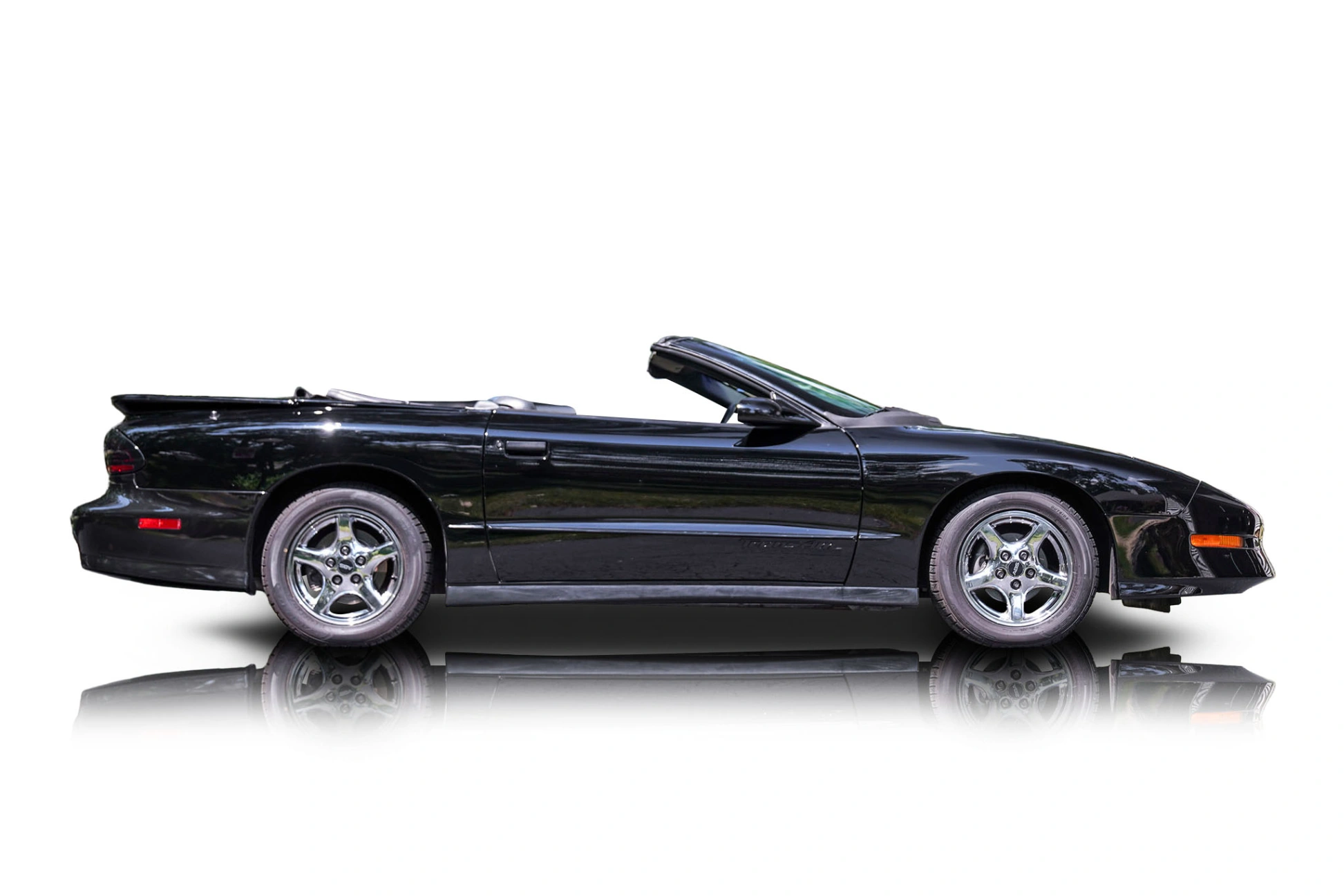 Passenger side photo of 1996 Pontiac Firebird