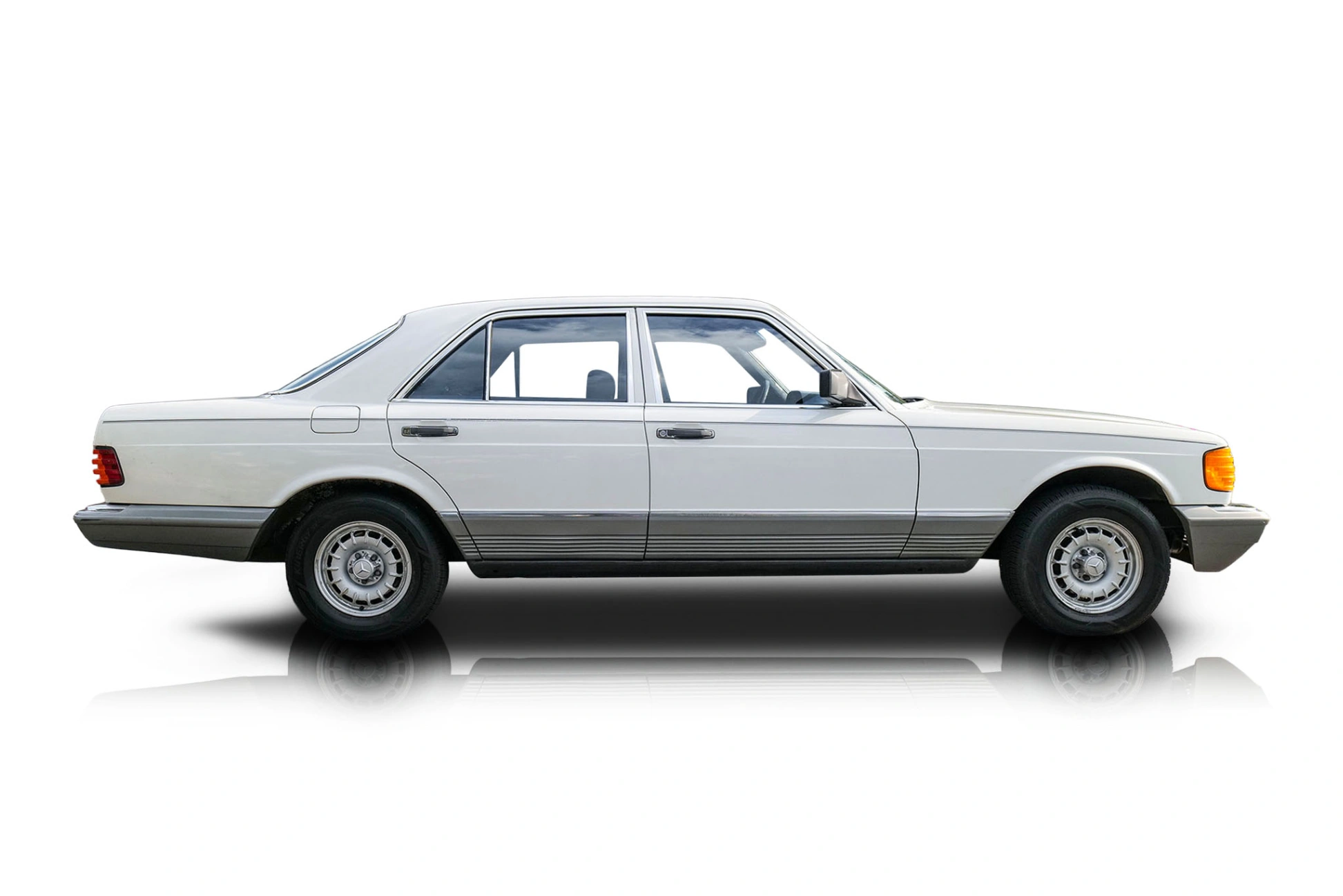Passenger side photo of 1985 Mercedes-Benz 300SD