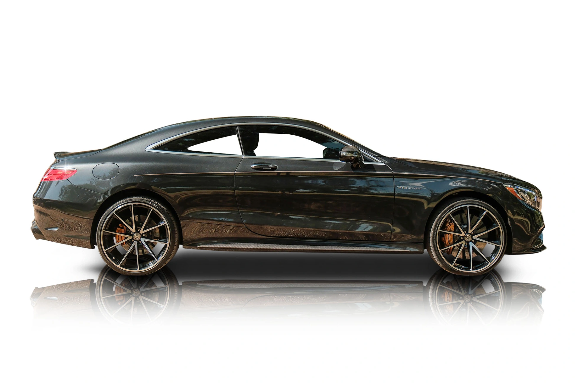 Passenger side photo of 2016 Mercedes-Benz S65 AMG