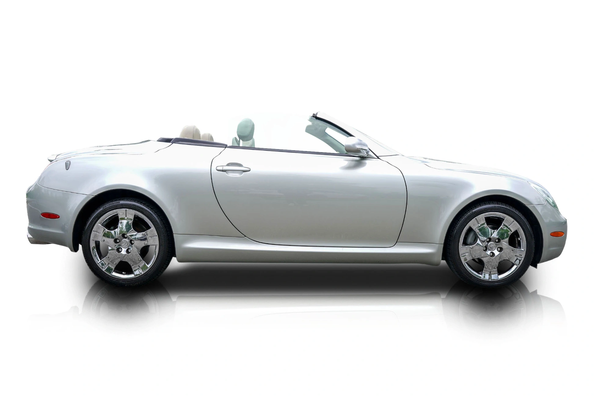 Passenger side photo of 2005 Lexus SC430