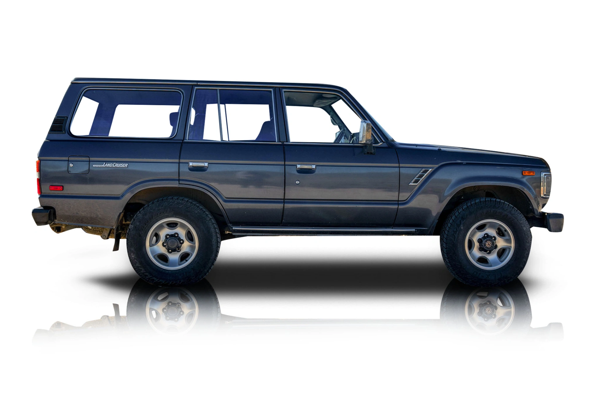 Passenger side photo of 1989 Toyota Land Cruiser