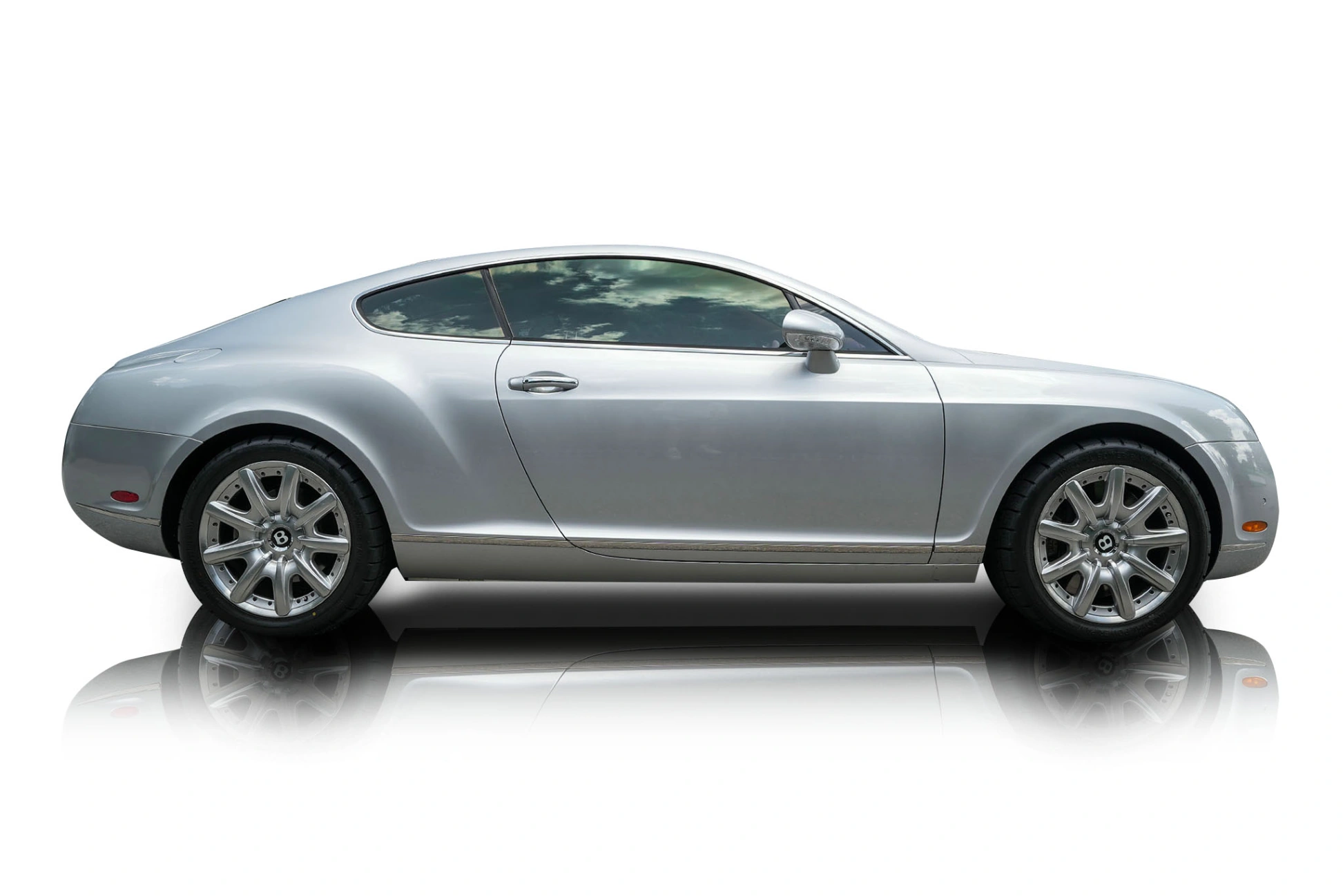 Passenger side photo of 2005 Bentley Continental