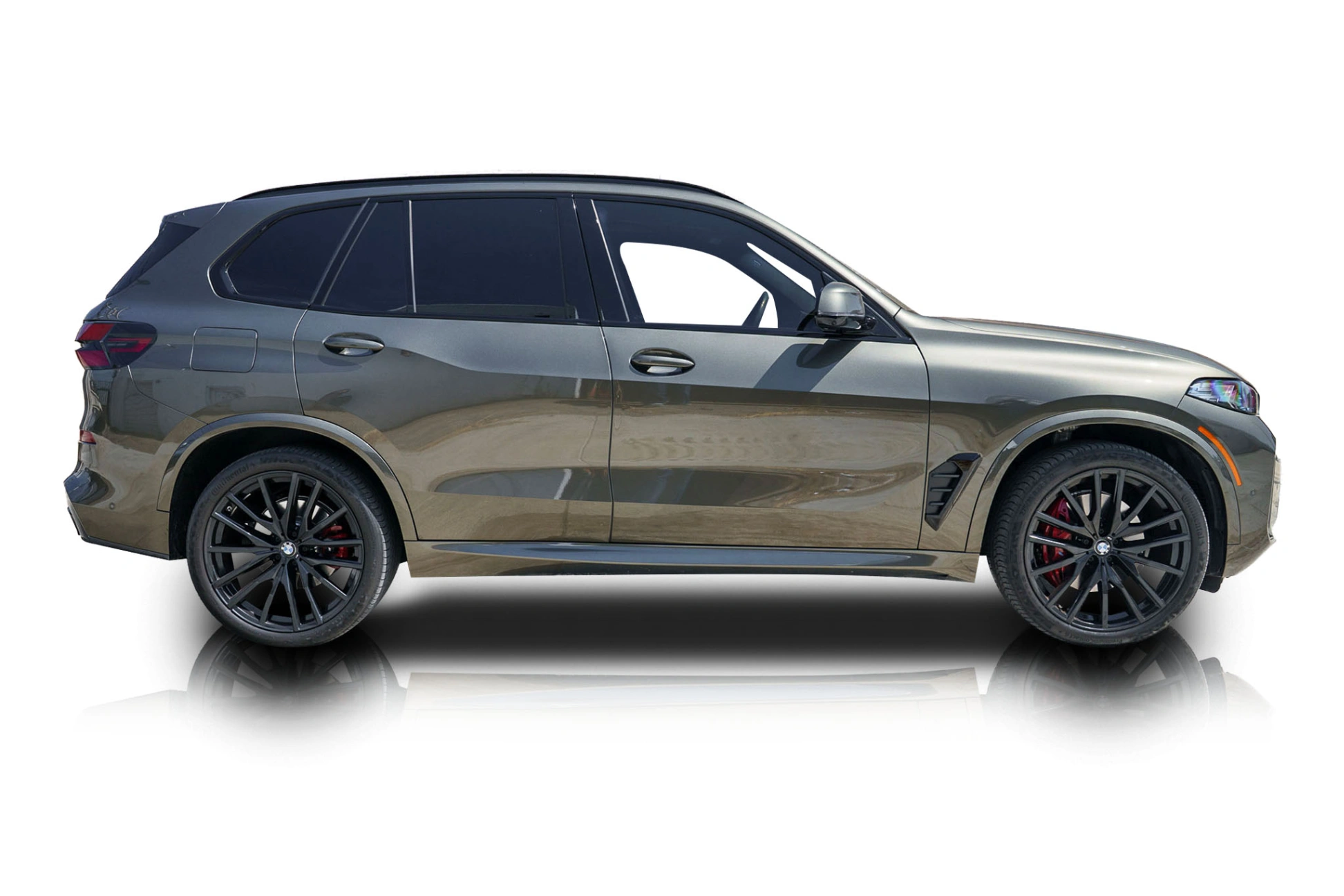 Passenger side photo of 2024 BMW X5