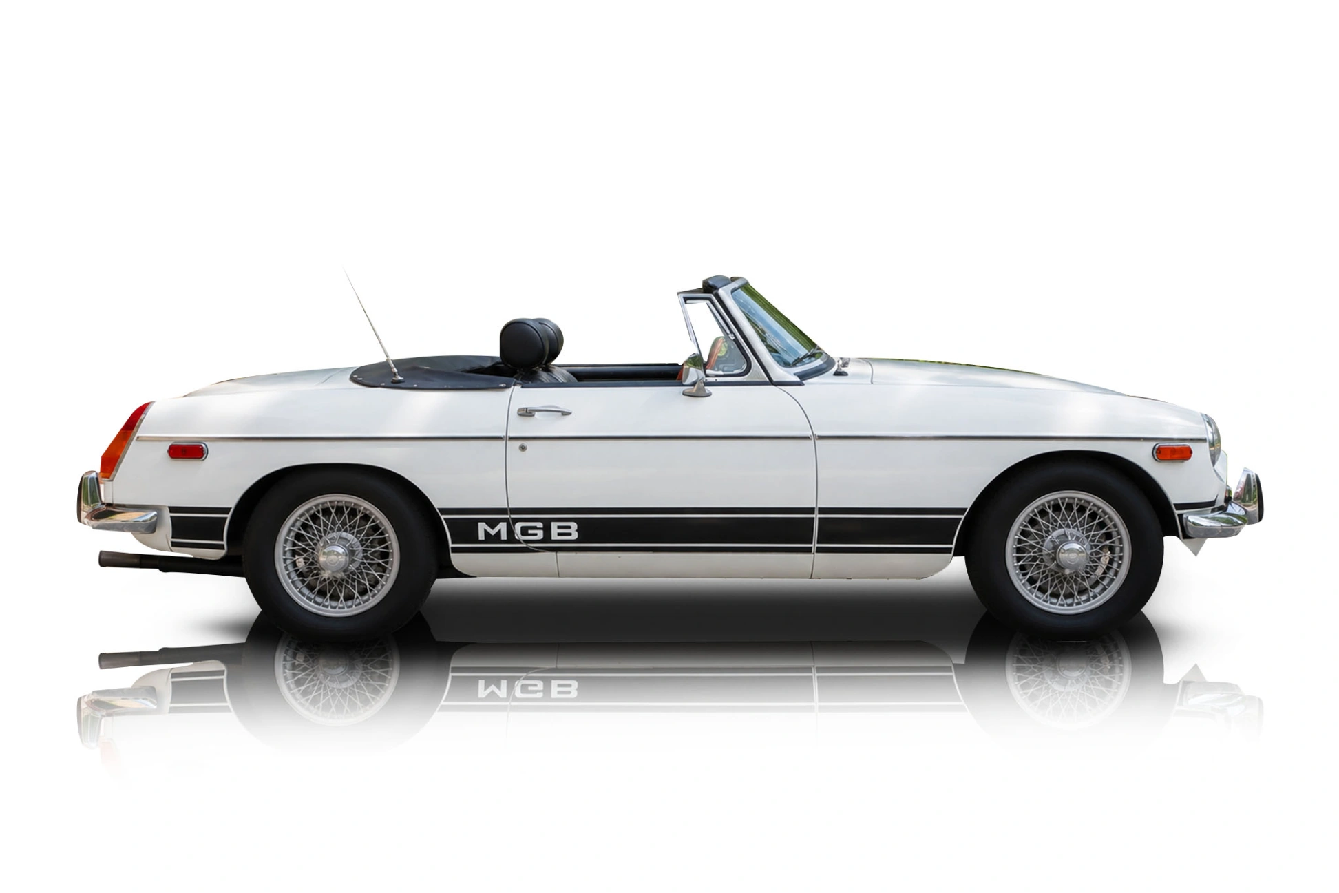 Passenger side photo of 1972 MG MGB